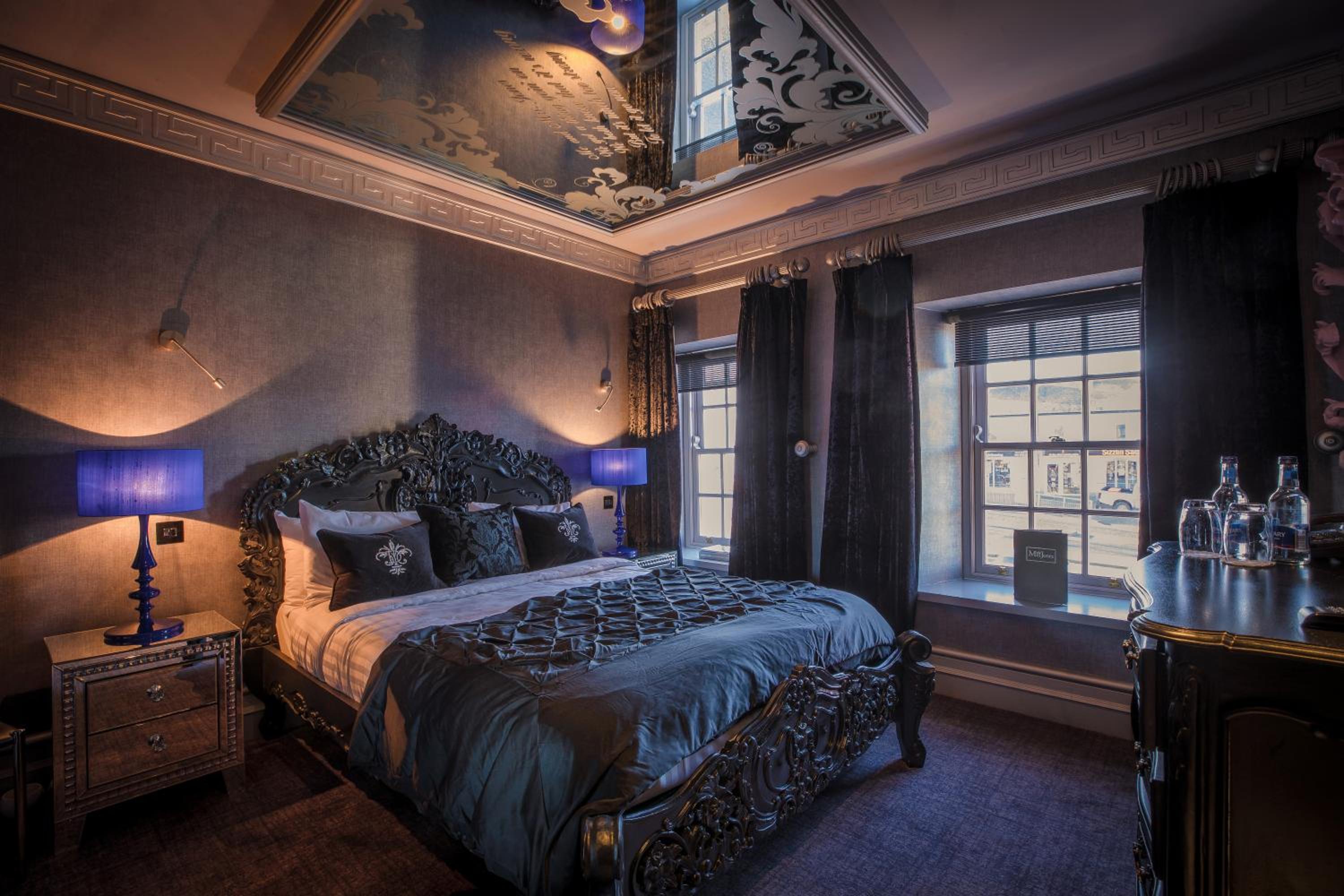 Luxe Room photo 3