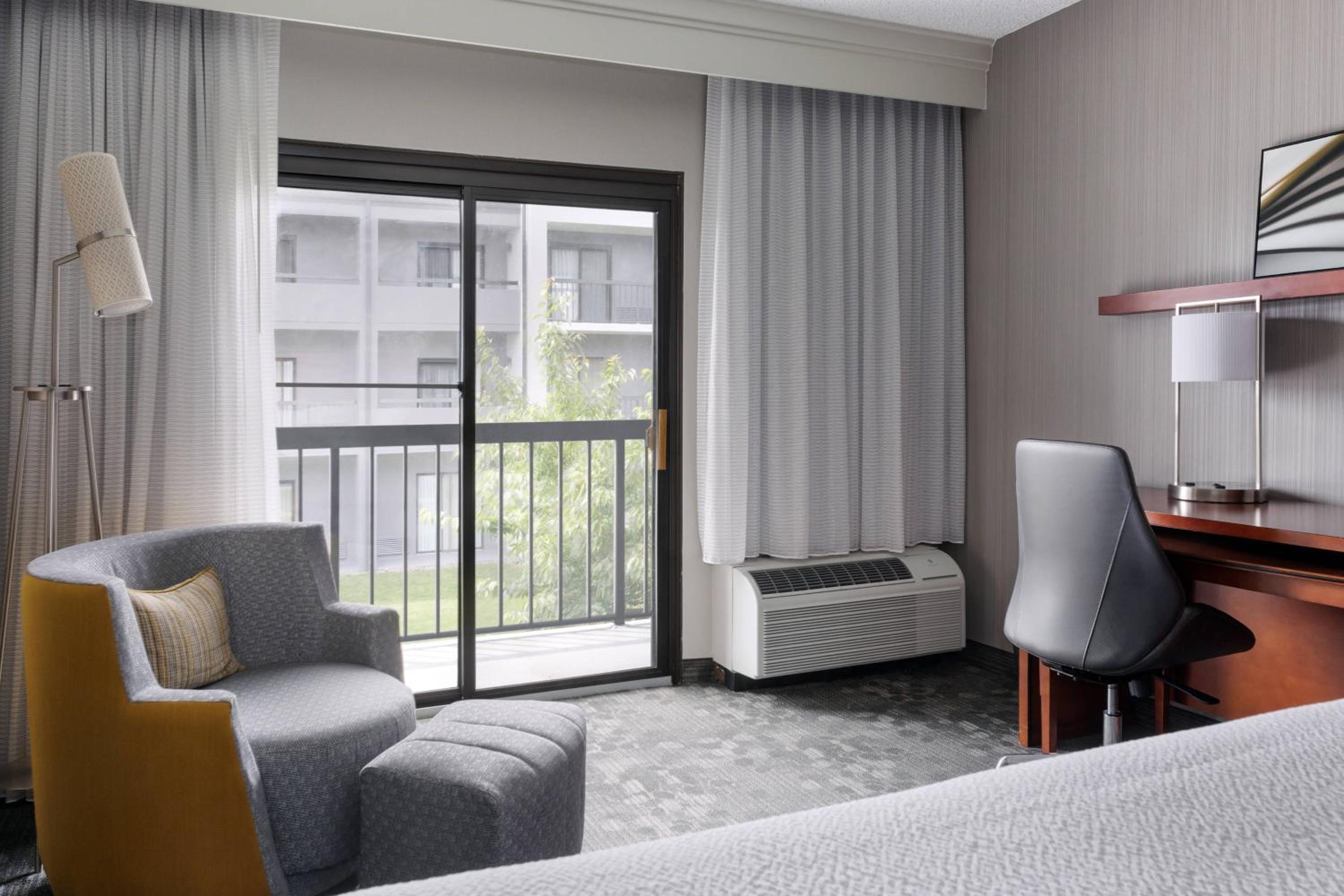 Courtyard Philadelphia Willow Grove, Billede 2