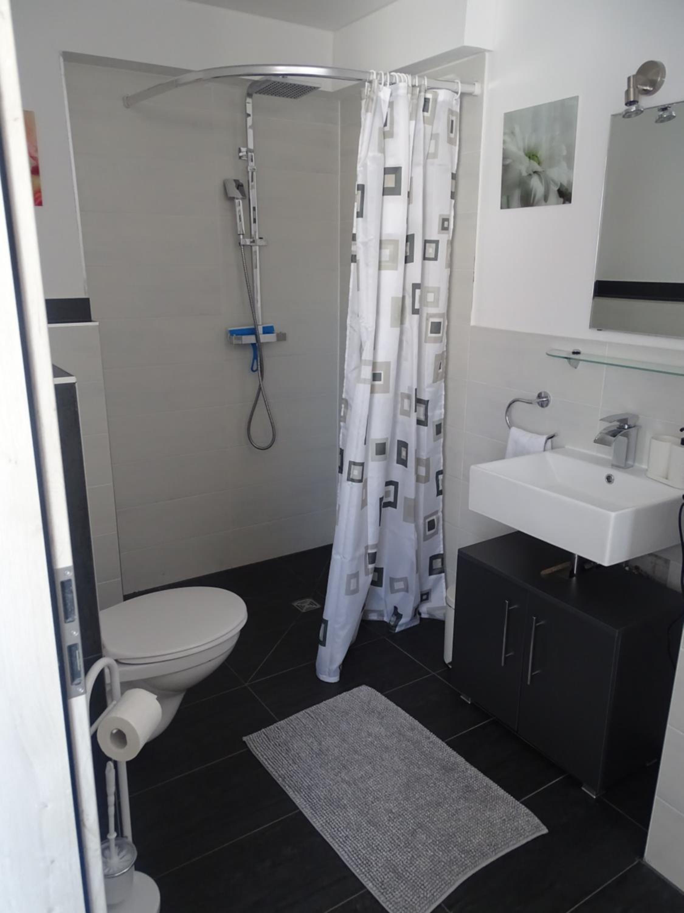 Standard Double Room - Photo 2