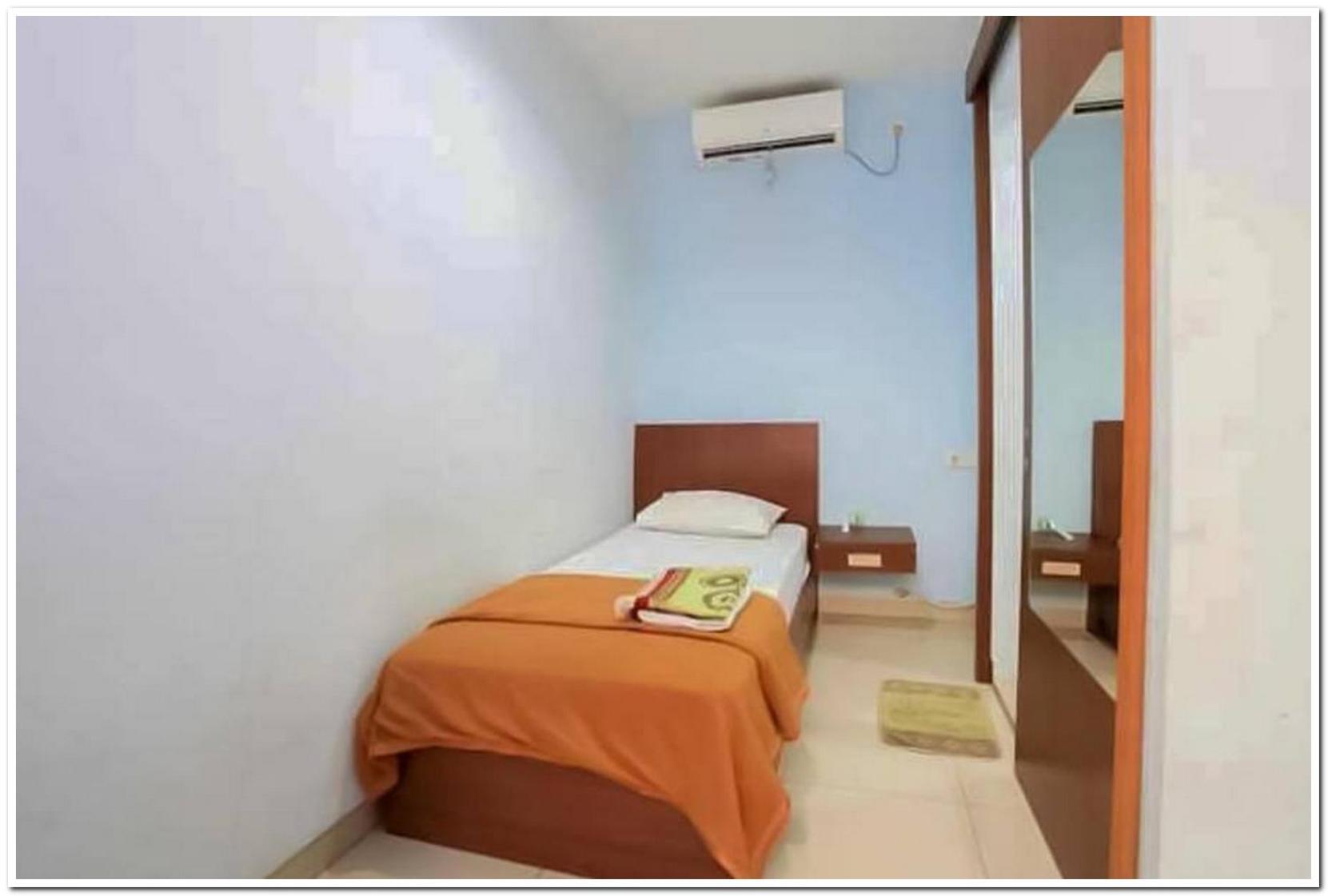 Single Room - Photo 1