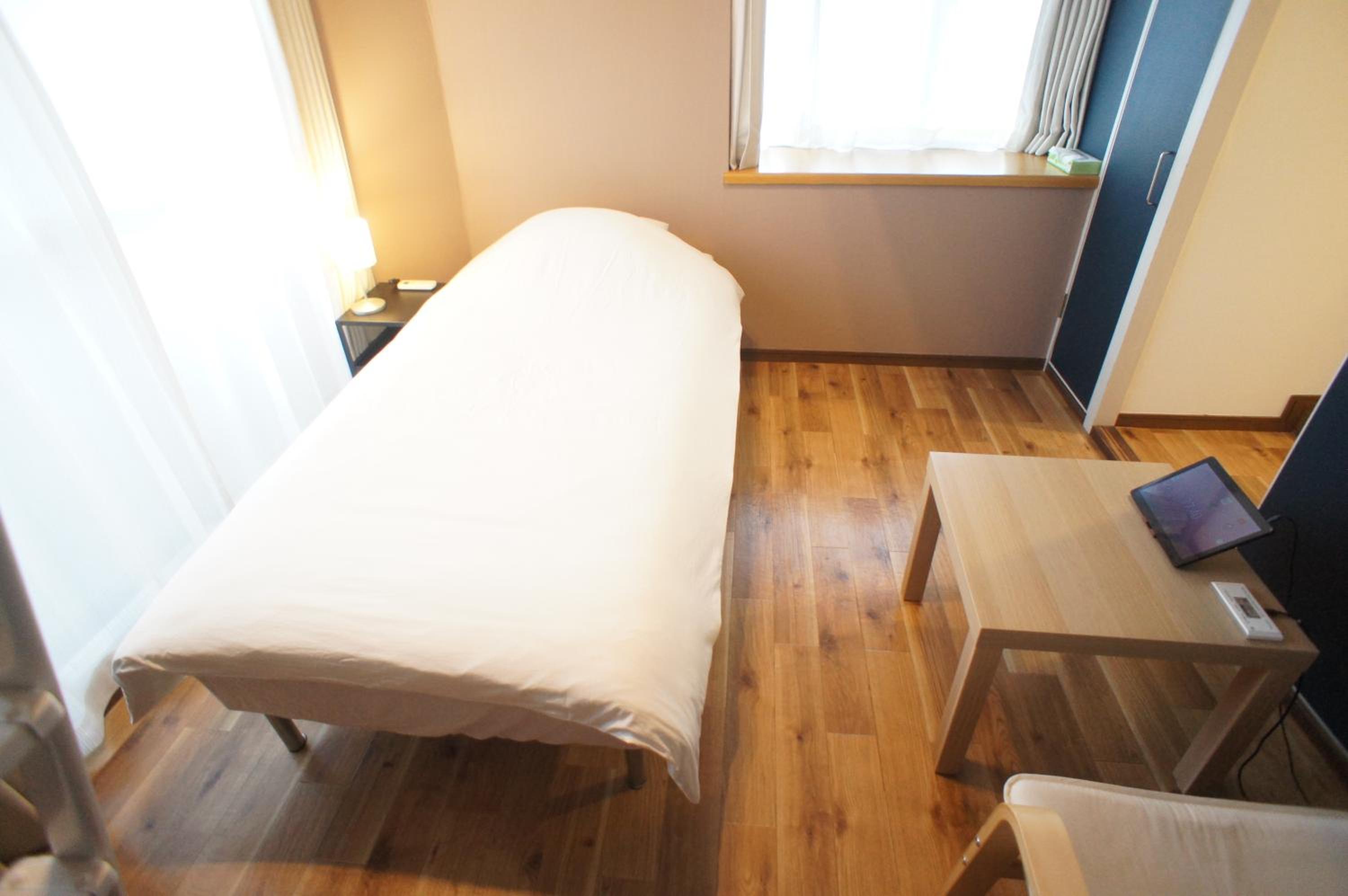 Double Room - Photo 7