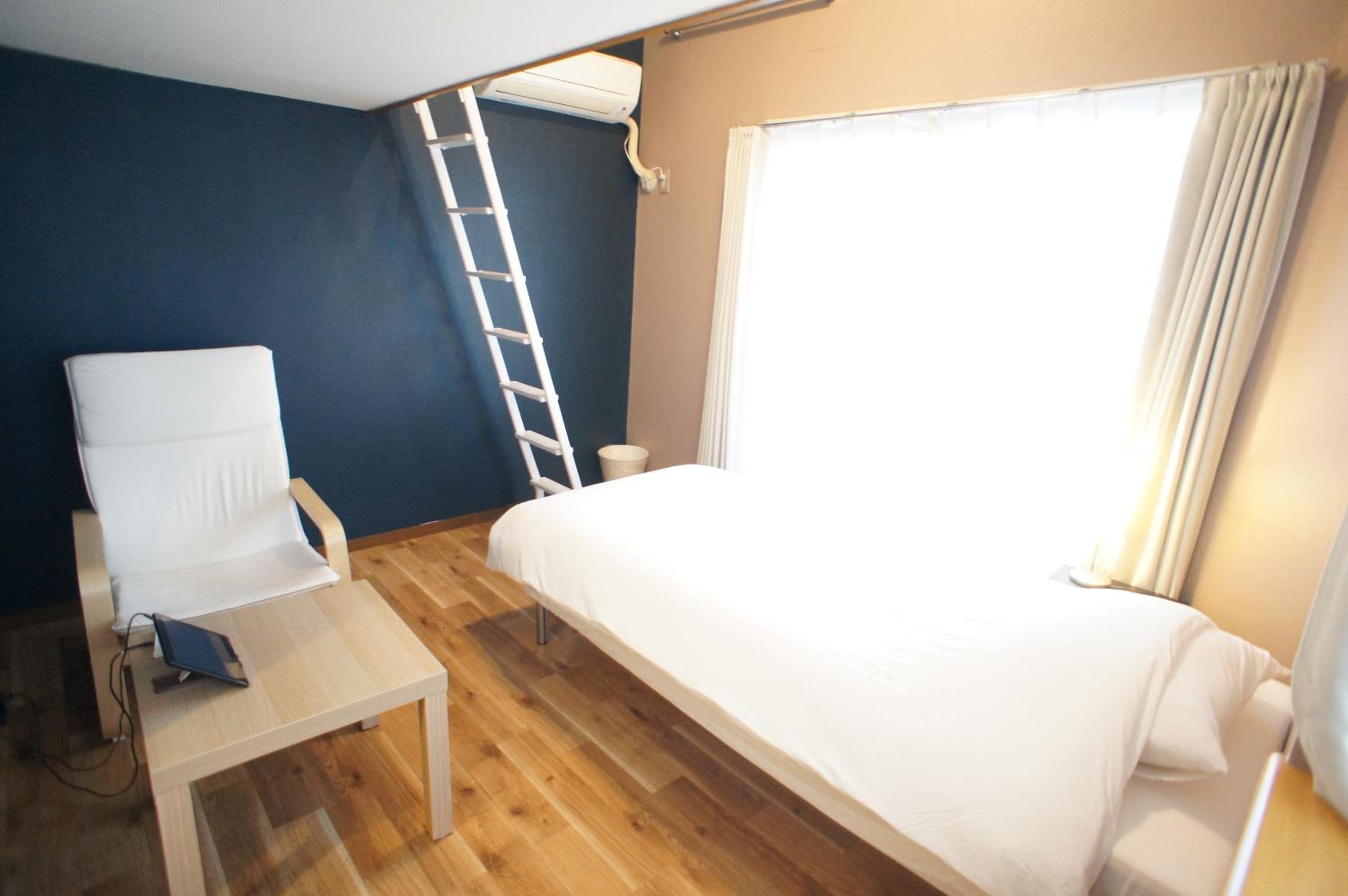 Double Room - Photo 13