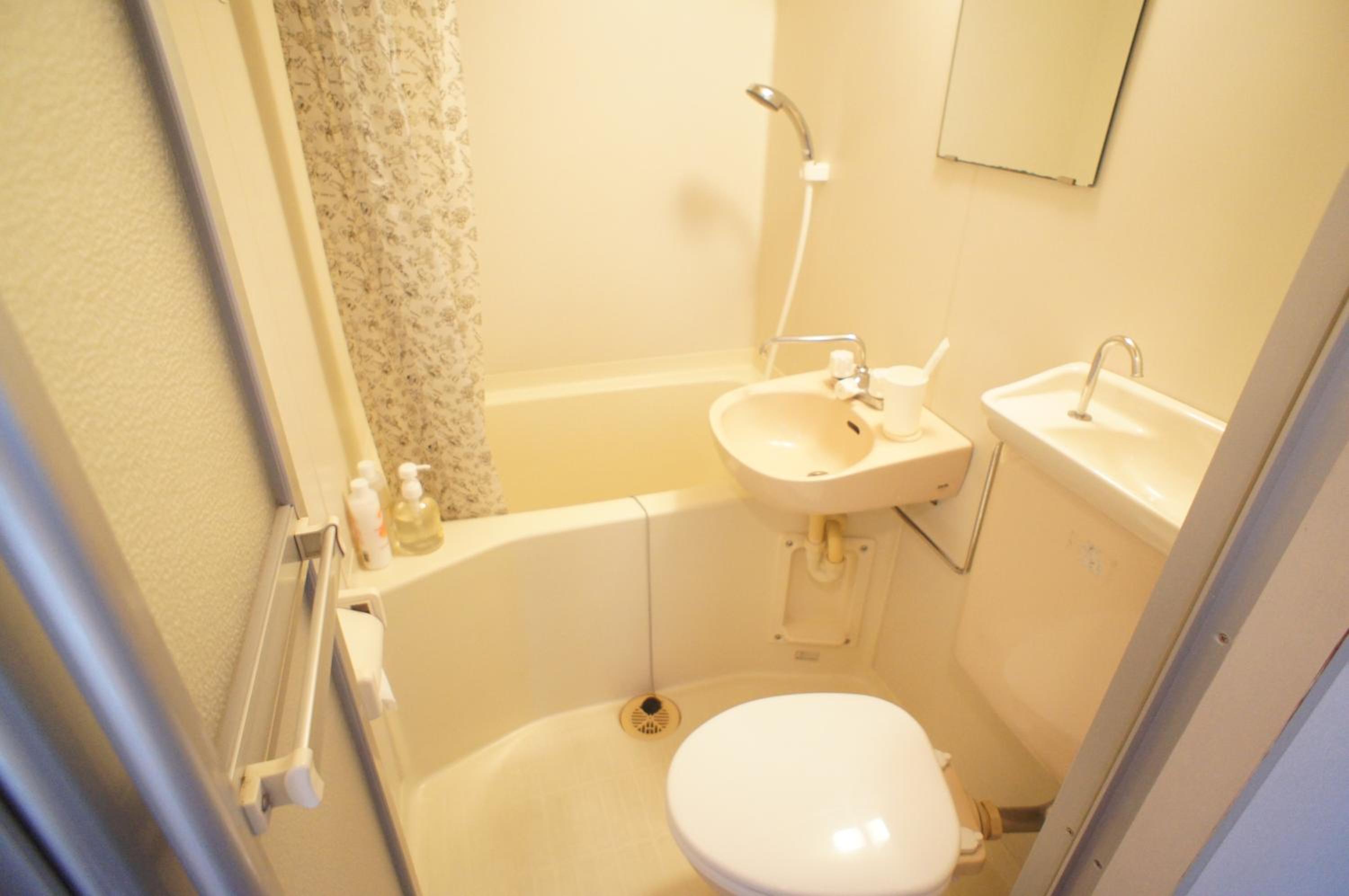 Double Room - Photo 15