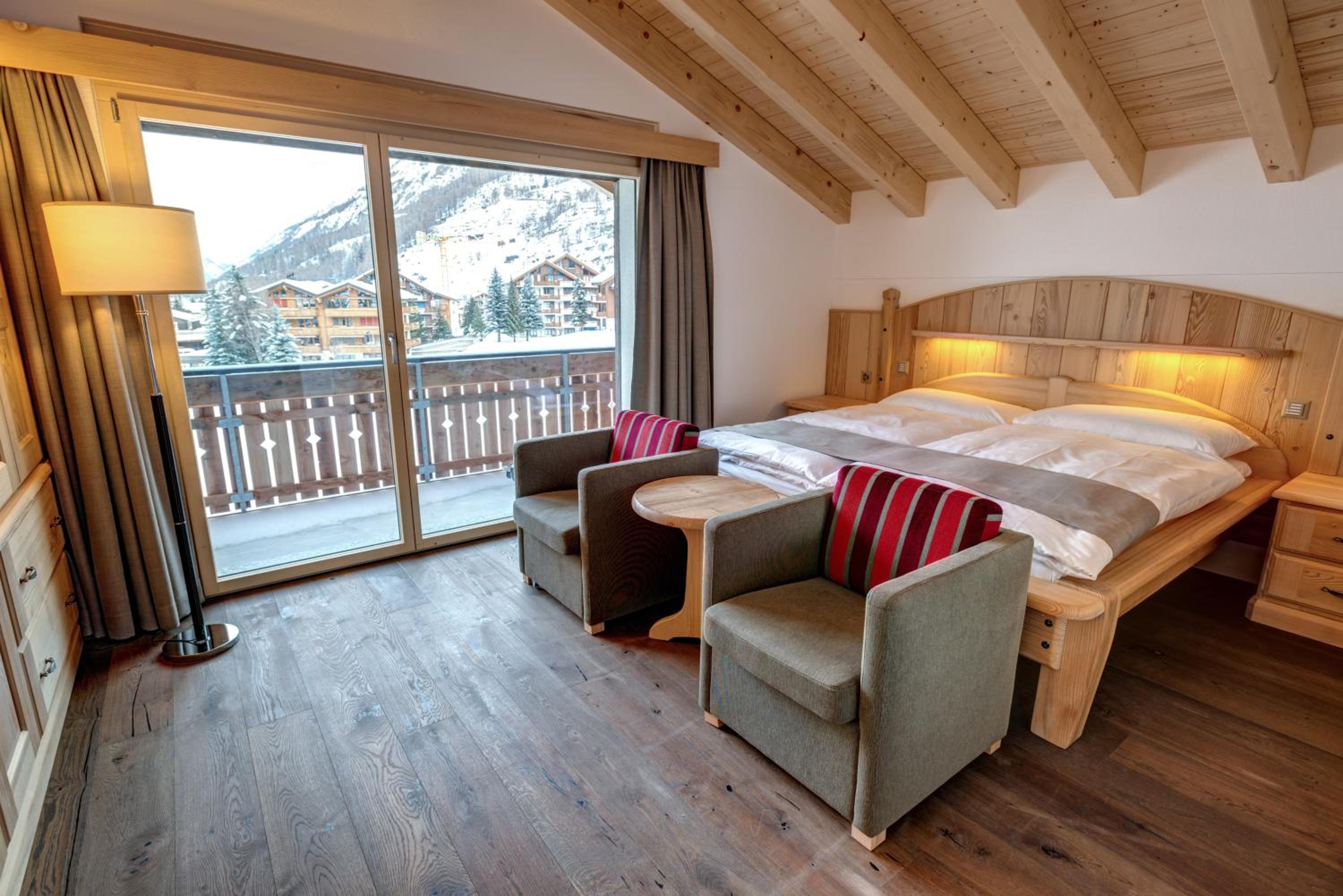 Premium Double or Twin Room photo 2