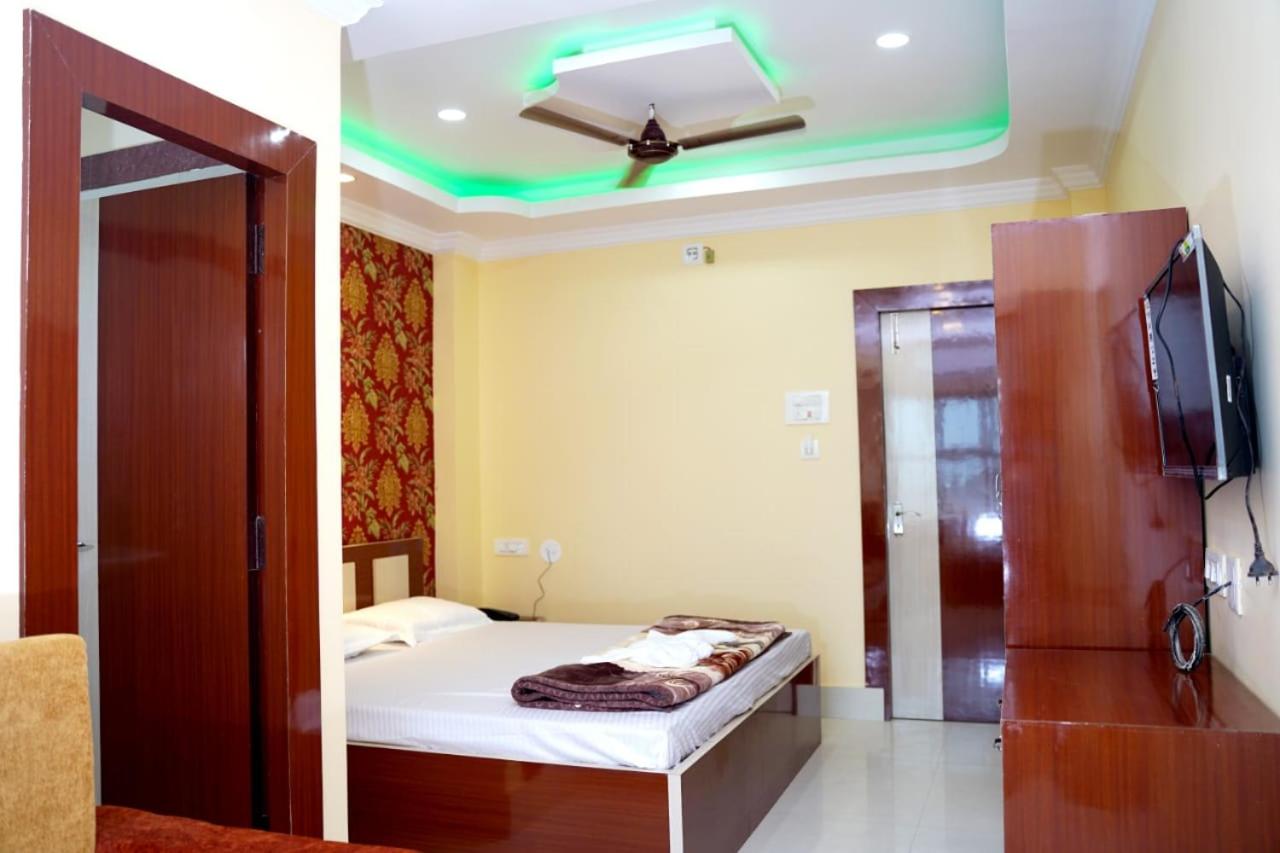 Deluxe Room - Photo 7