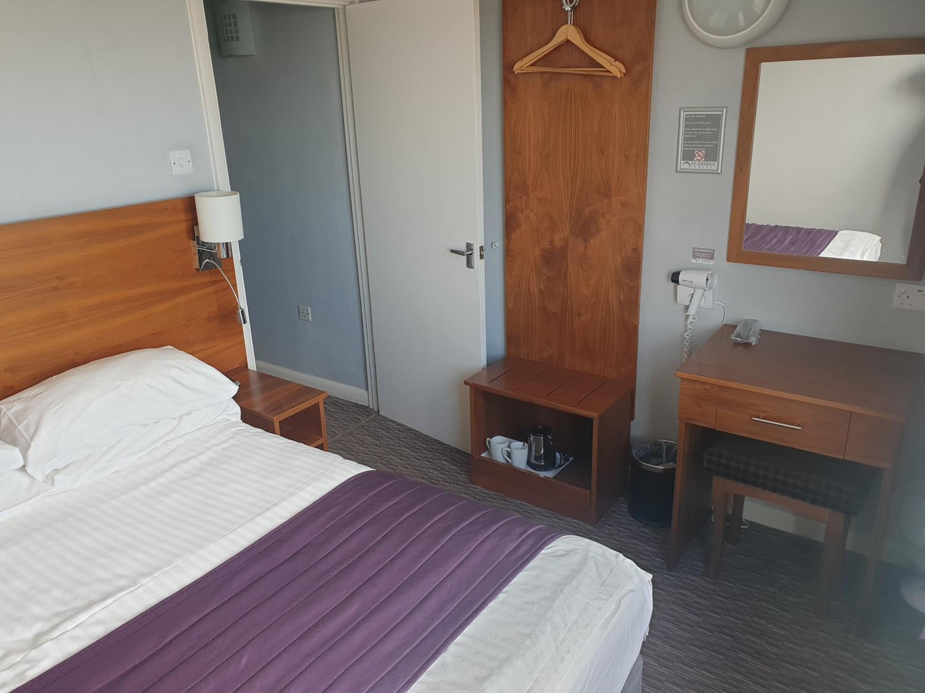 Double Room - Photo 1