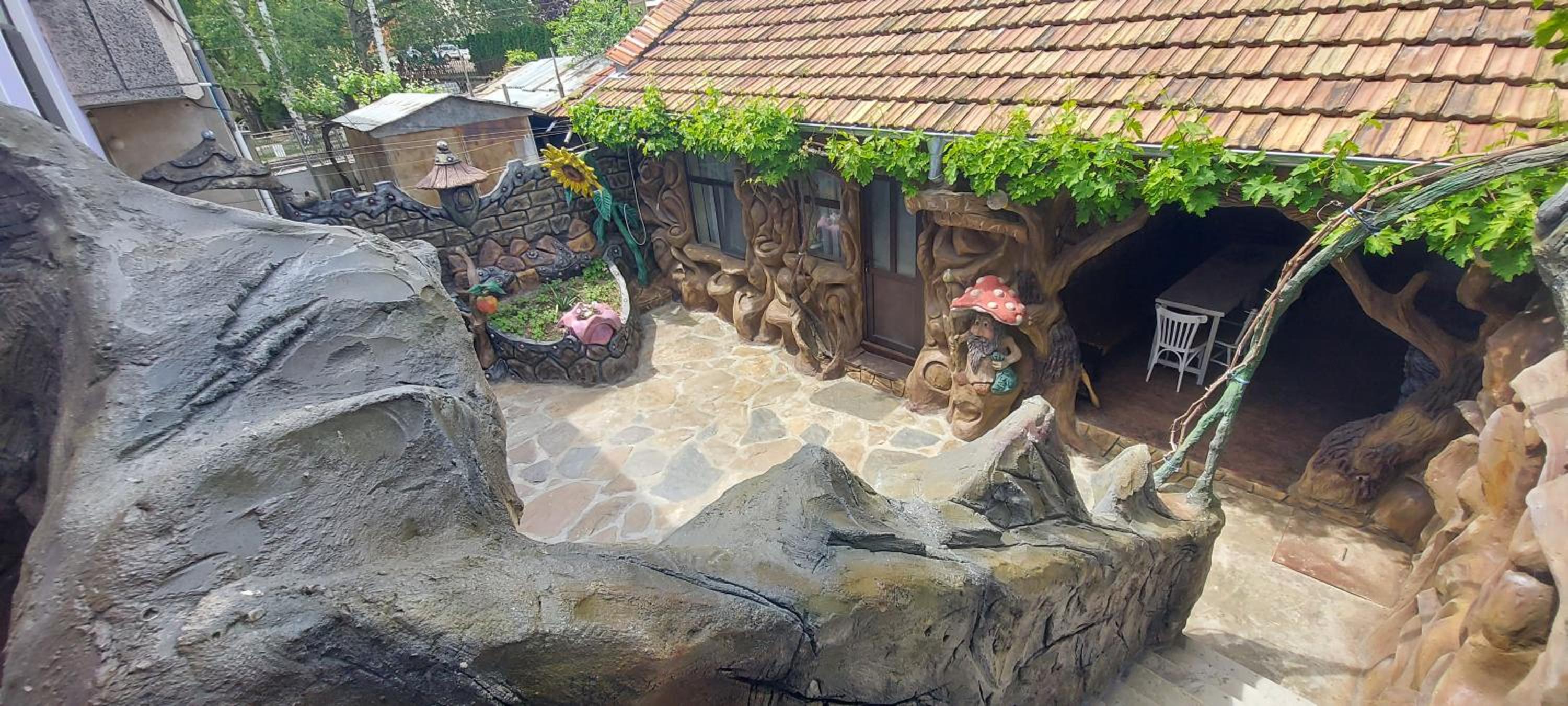 Villa - Photo 32