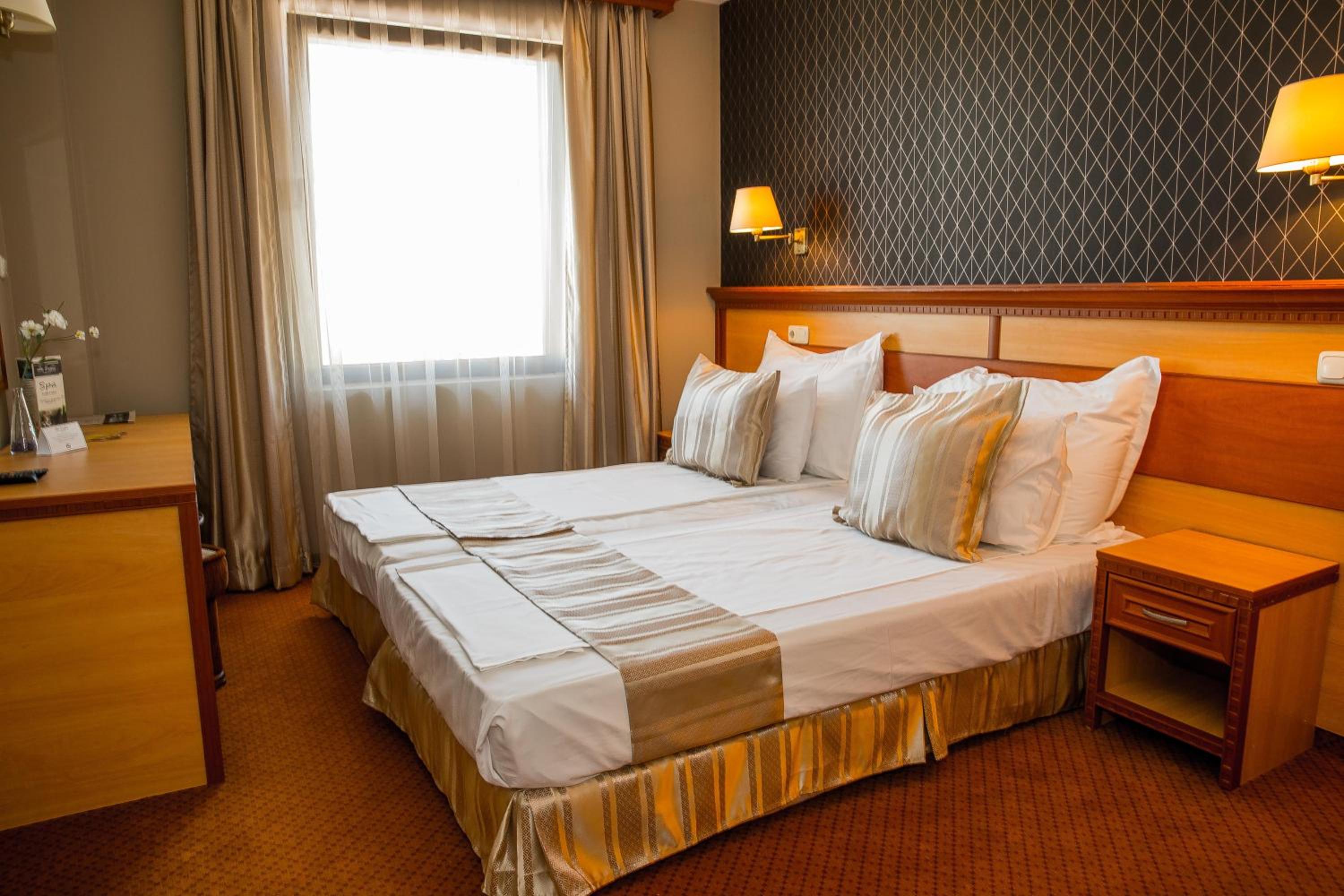 Double Room with Spa Package photo 3
