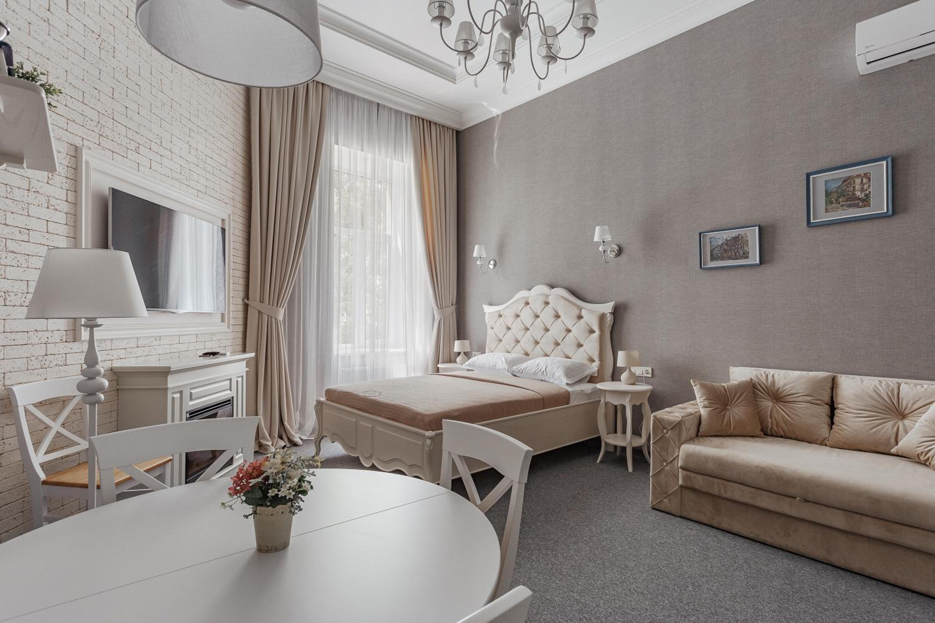 Studio Apartment photo 2