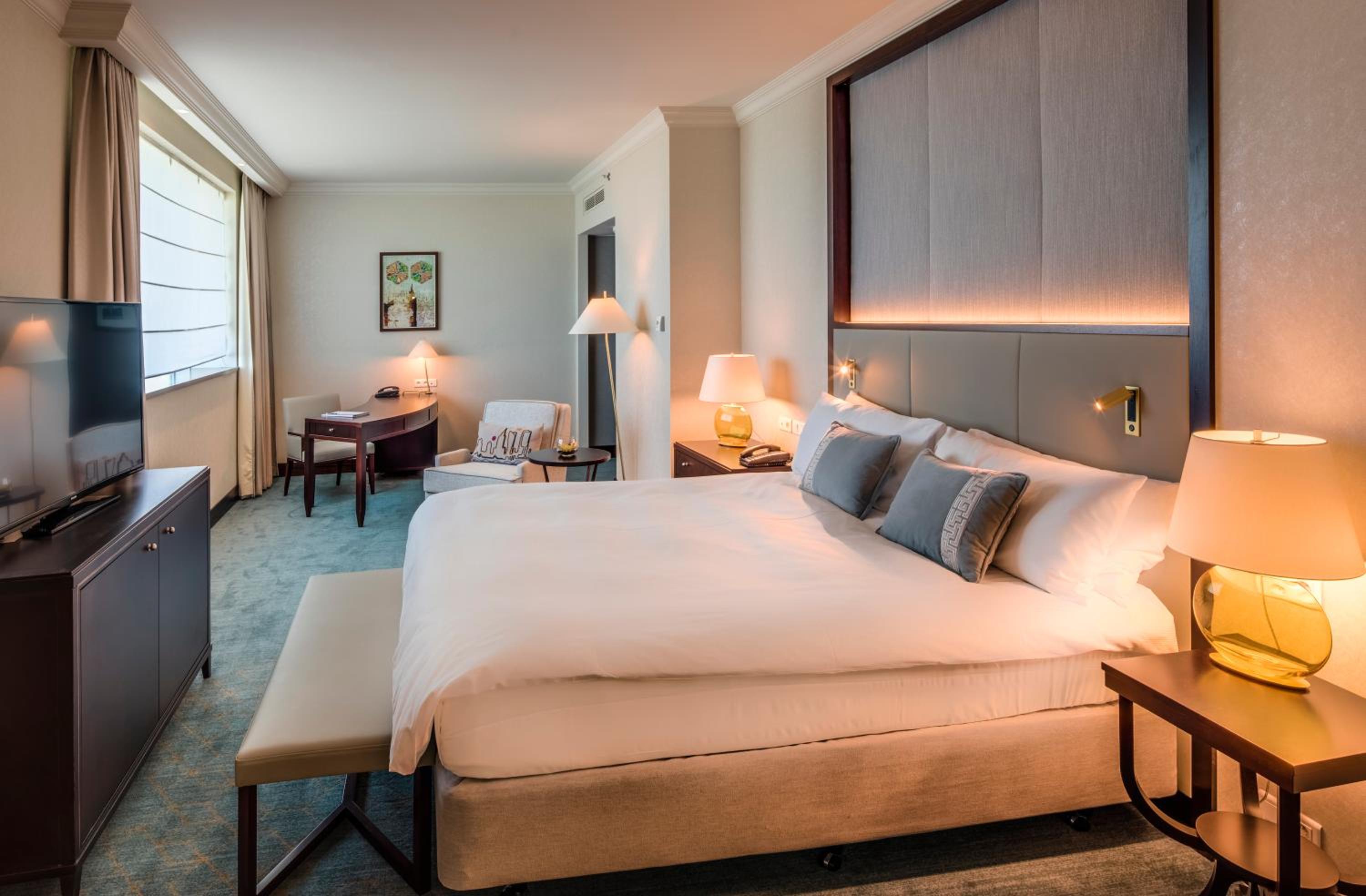 Classic Room - Lounge Access - Photo 3