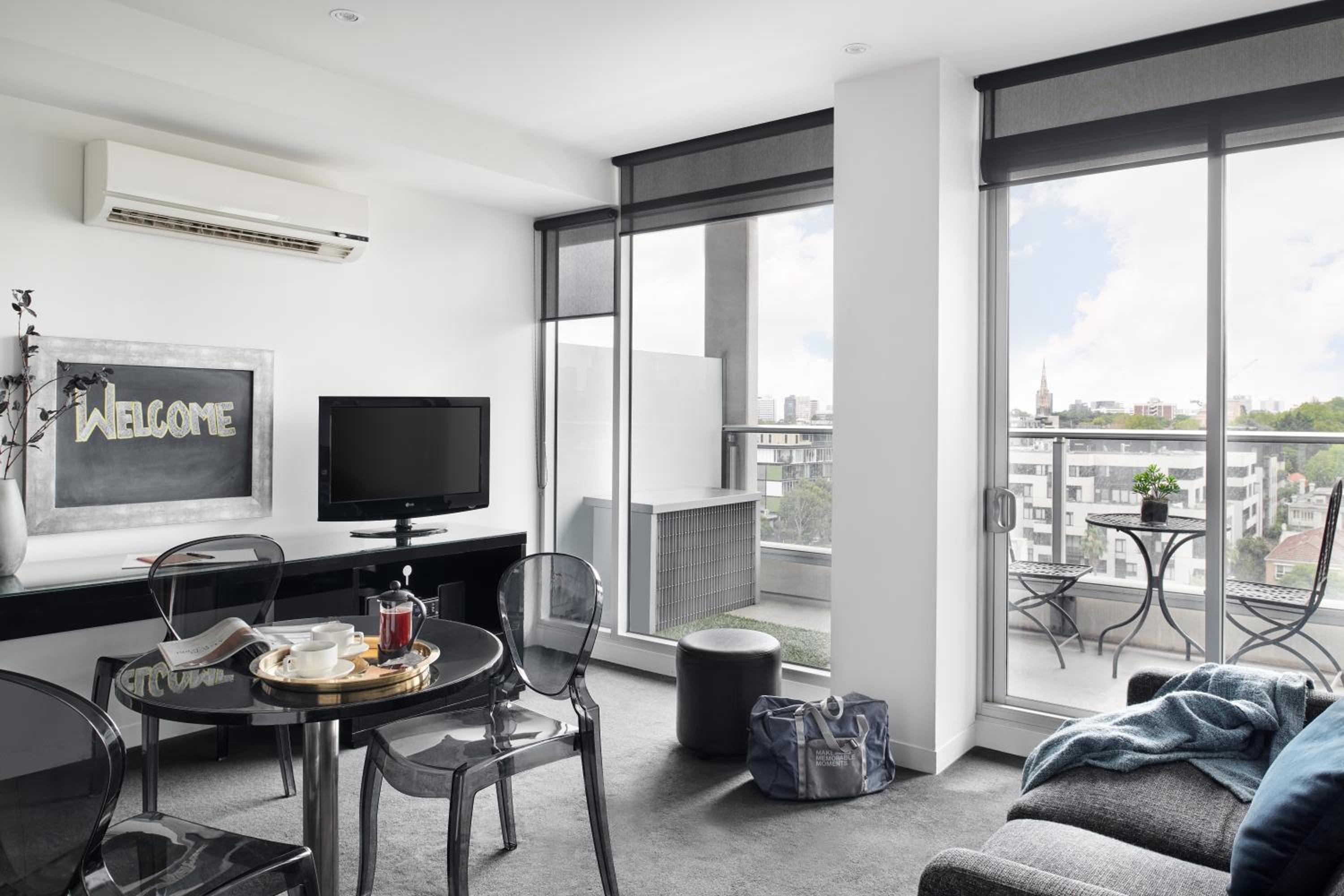 One Bedroom Apartment - Photo 1