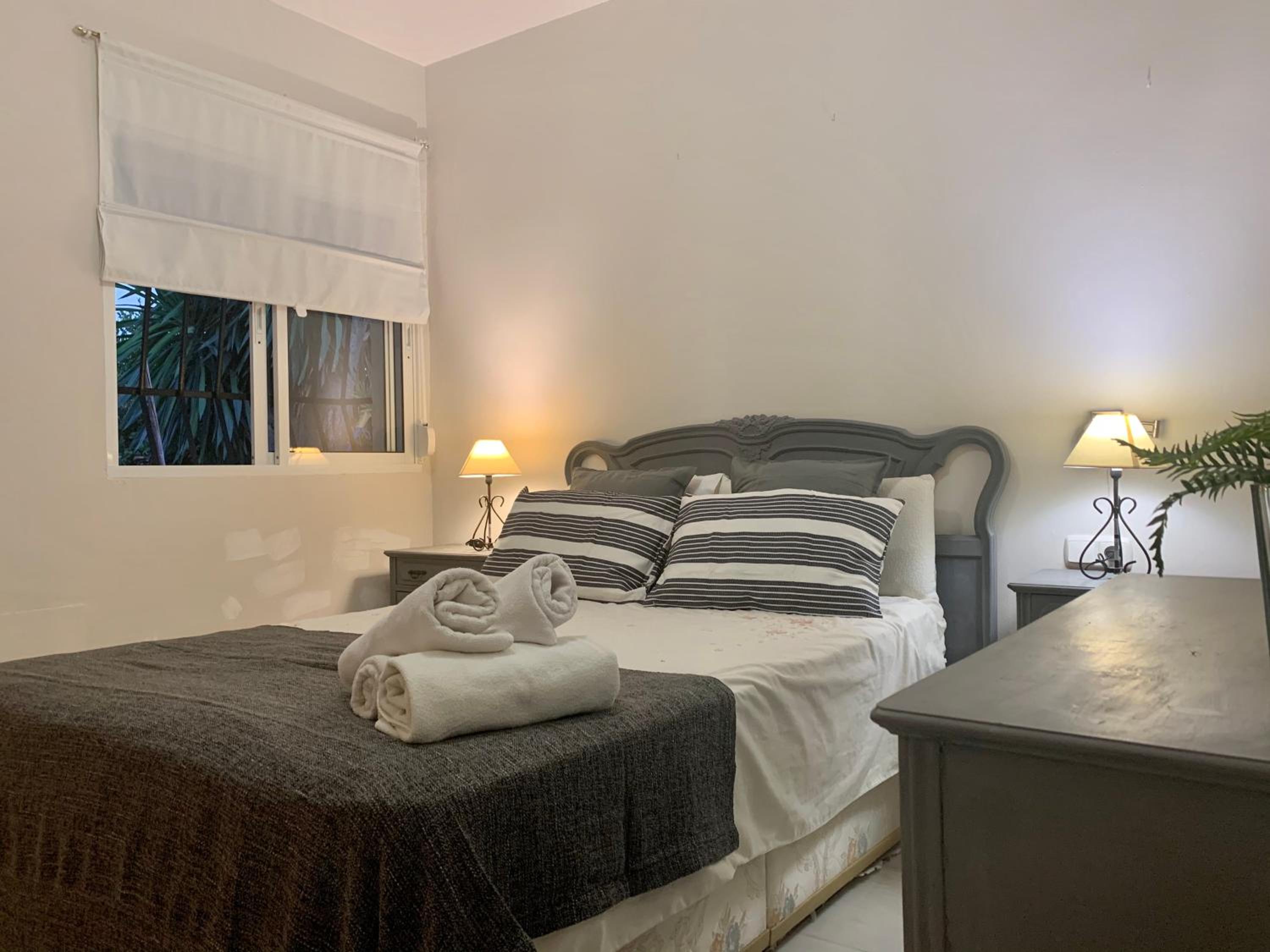 Villa de Tres Habitaciones