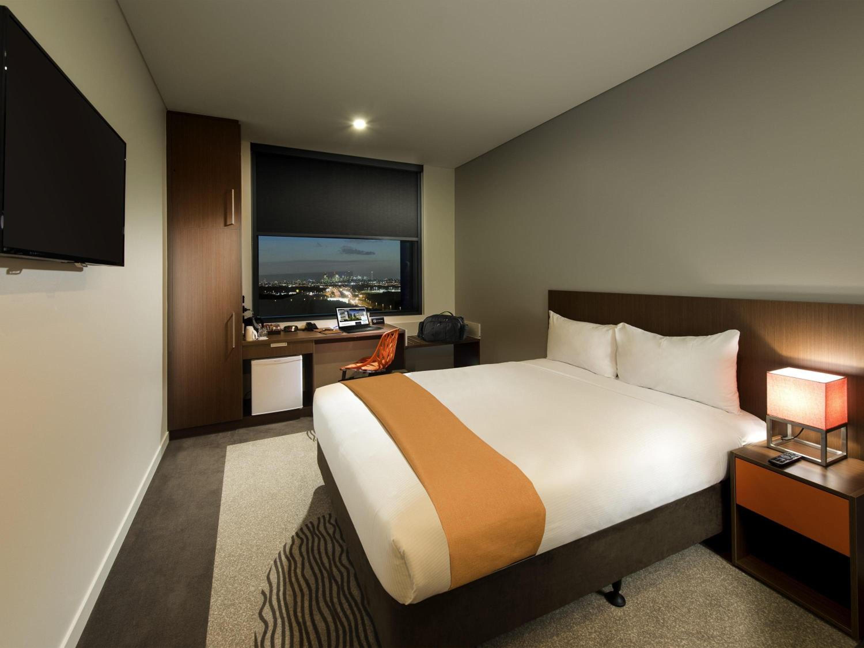 Standard Queen Room - High Floor
