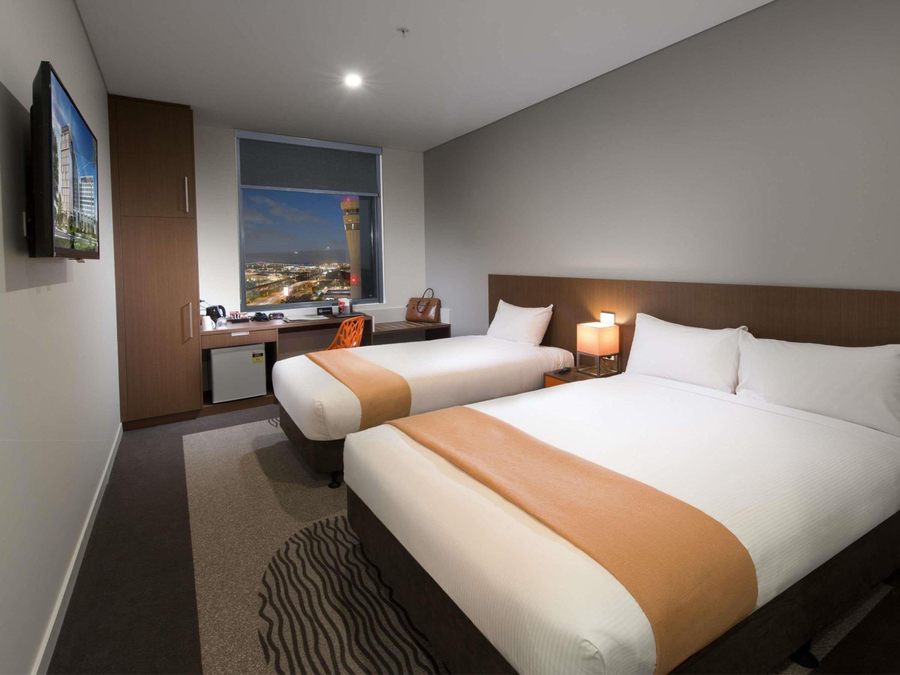 Standard Twin Room - High Floor