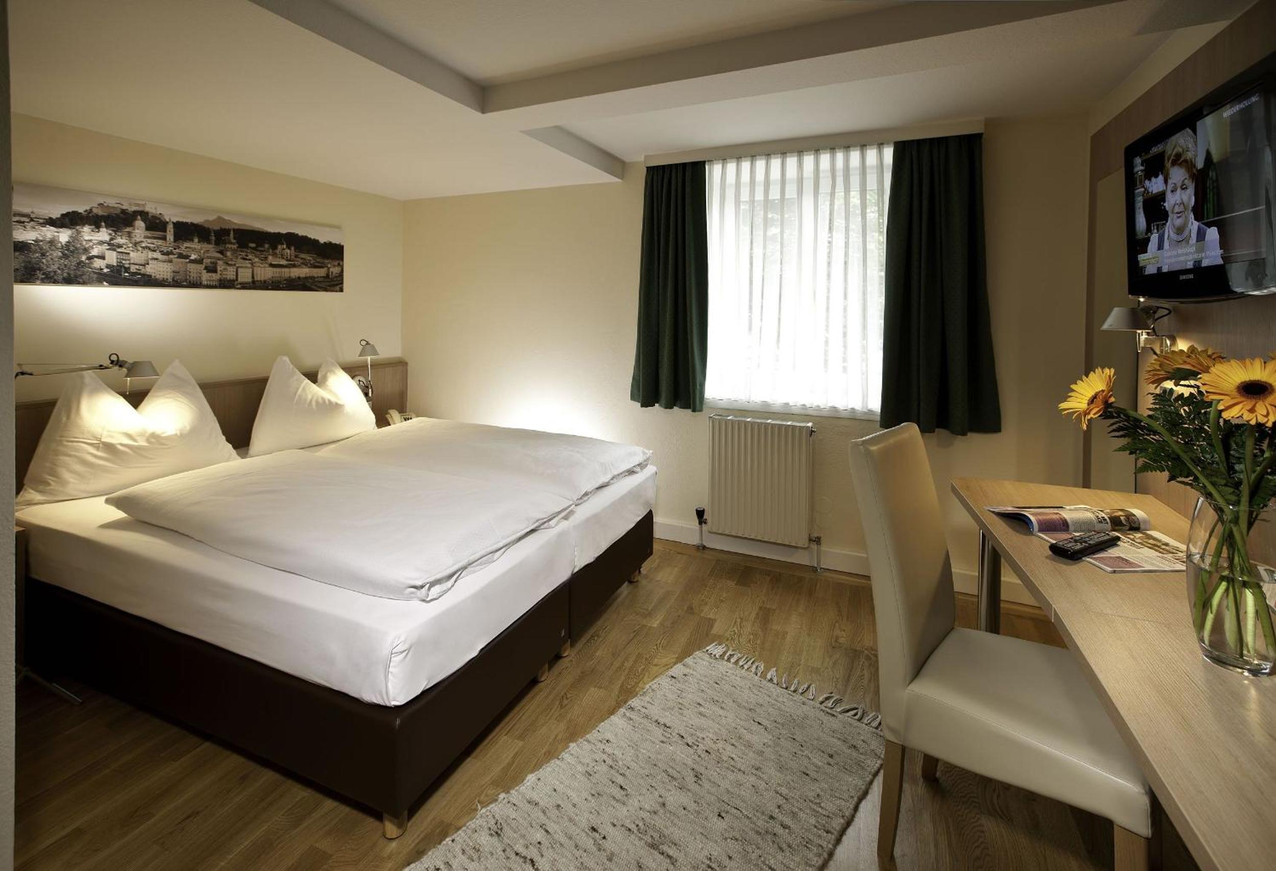 Double Room - Photo 1