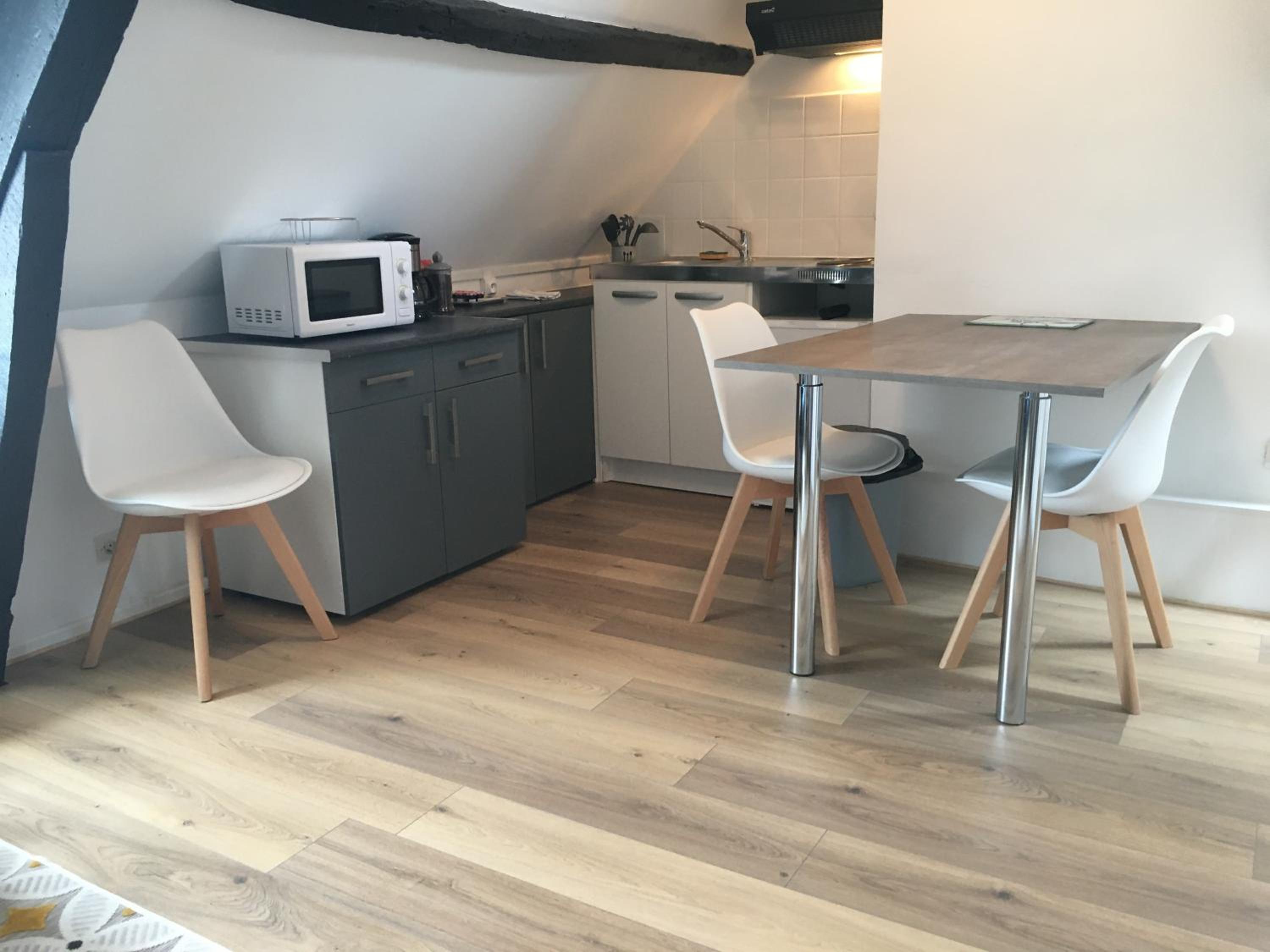 Apartment - Photo 3