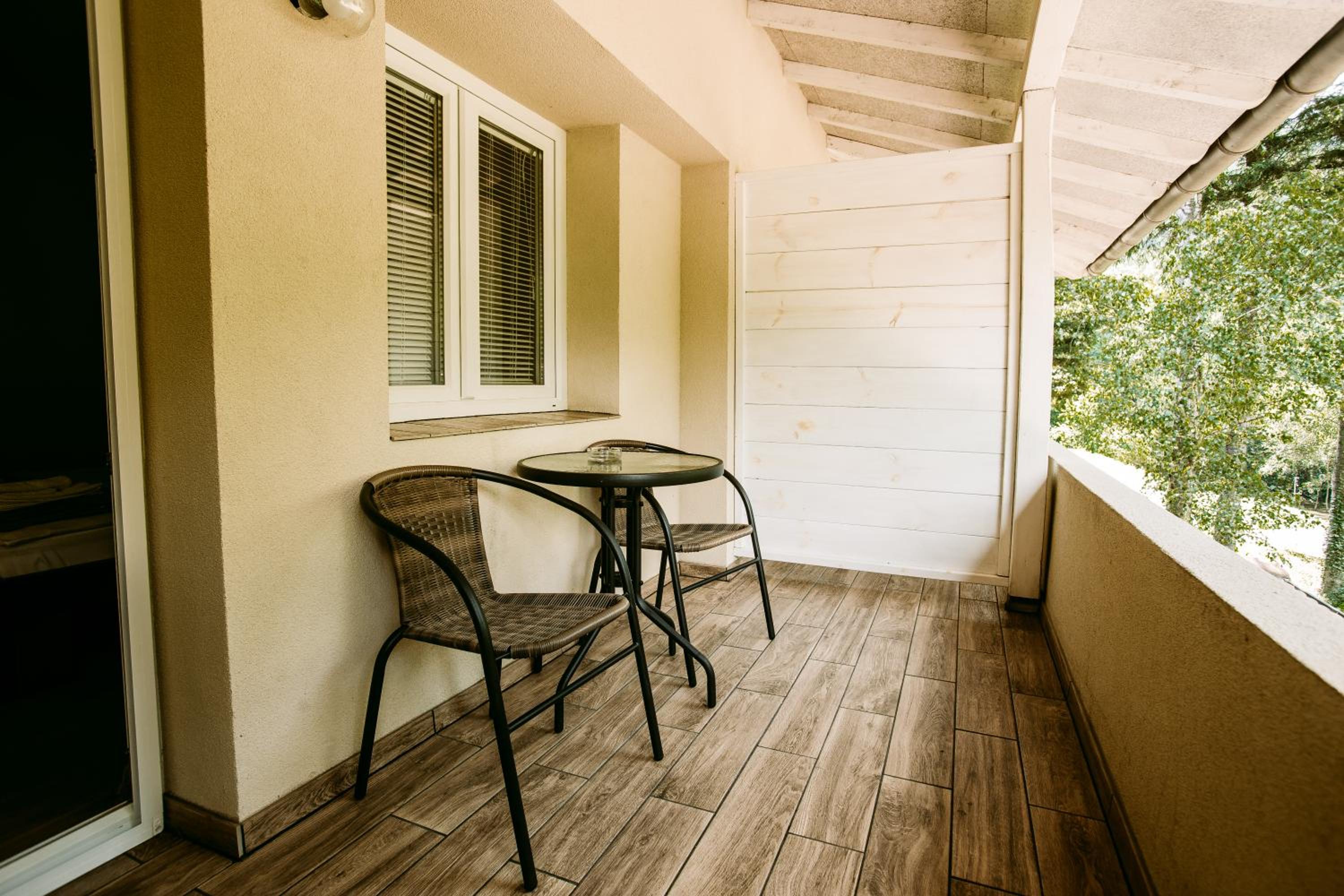 Double Room with Terrace - Photo 3