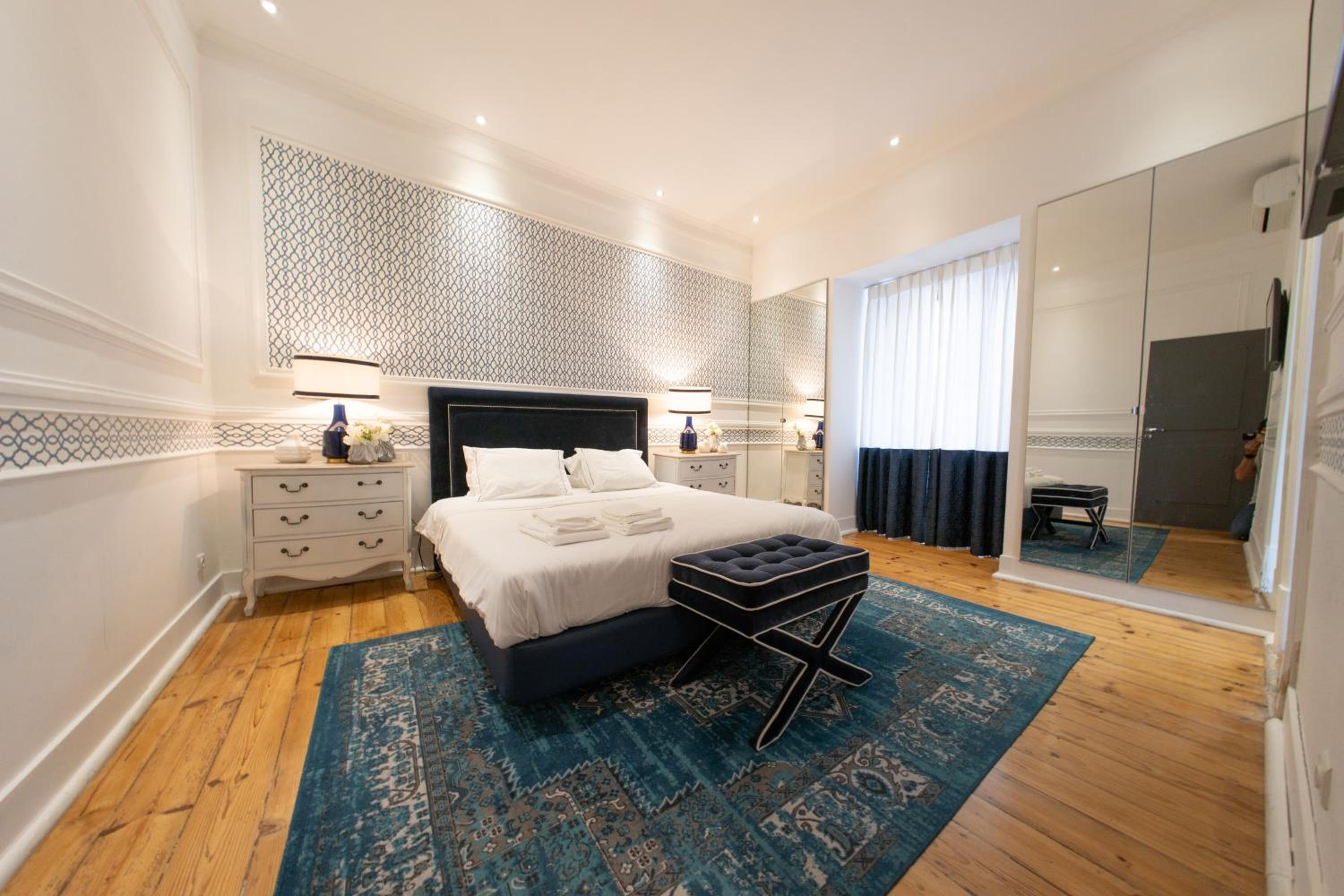 Three-Bedroom Apartment - Photo 76