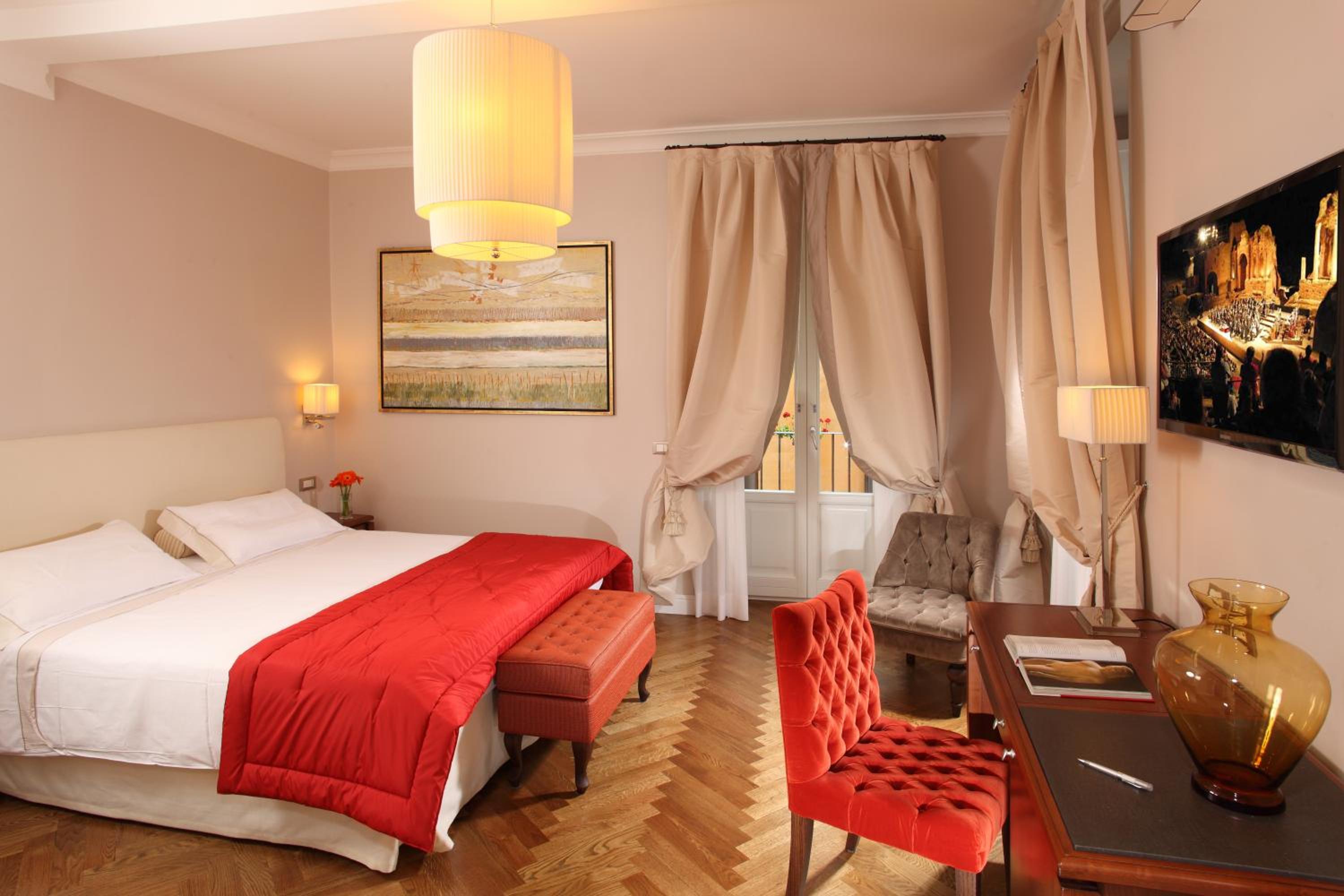 Double or Twin Room - Annex Building - Via del Corso 75