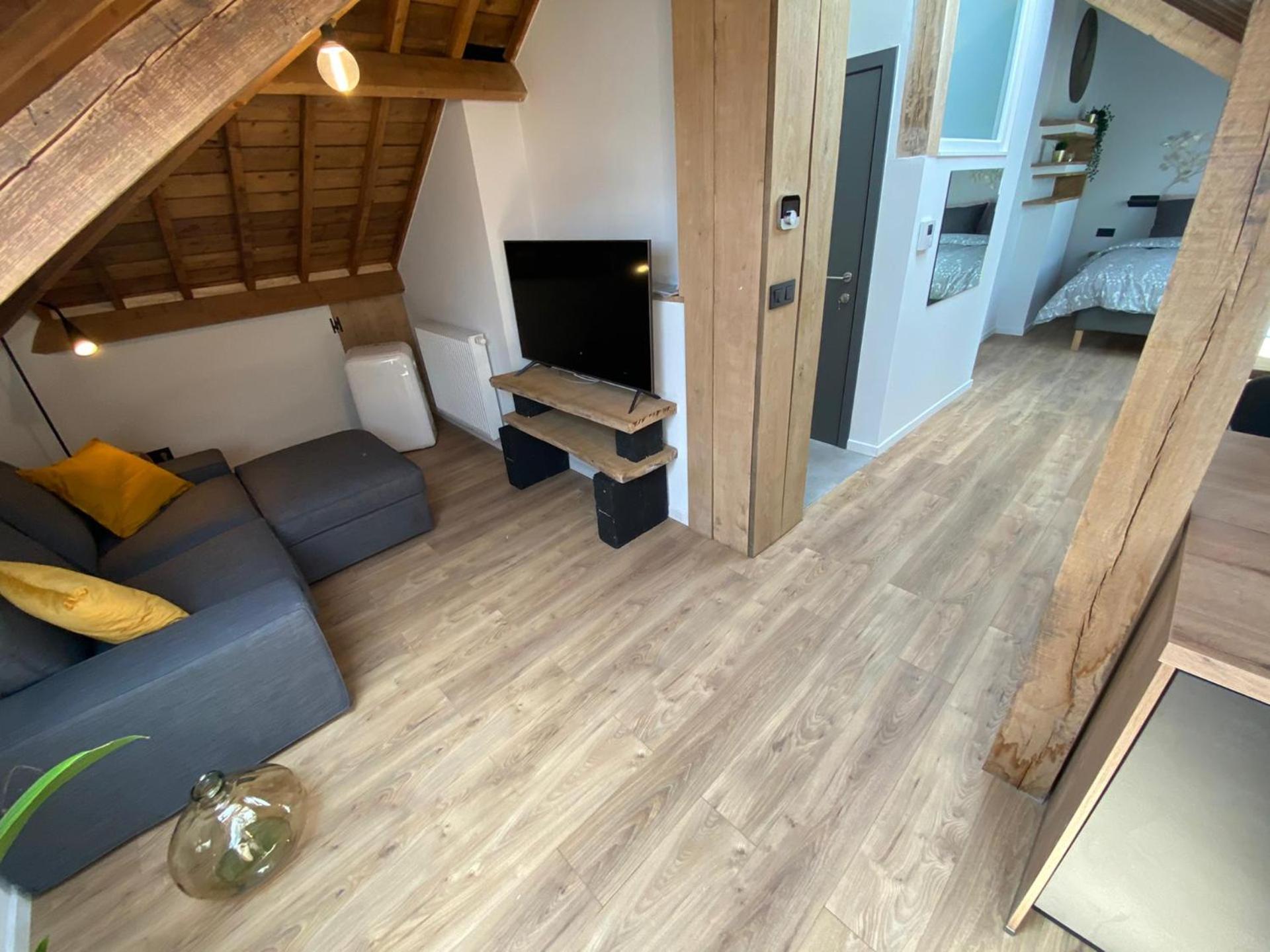 One-Bedroom Apartment - Photo 18