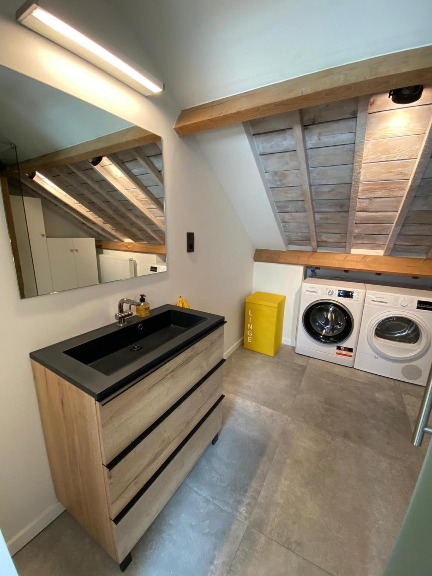 One-Bedroom Apartment - Photo 13