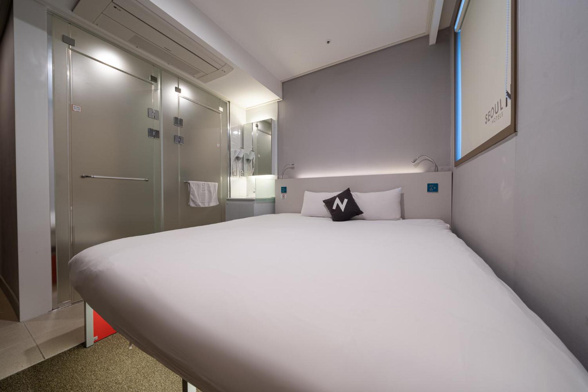 [Staycation Offer] Standard Double Room with Late Check-out at 14:00 photo 3