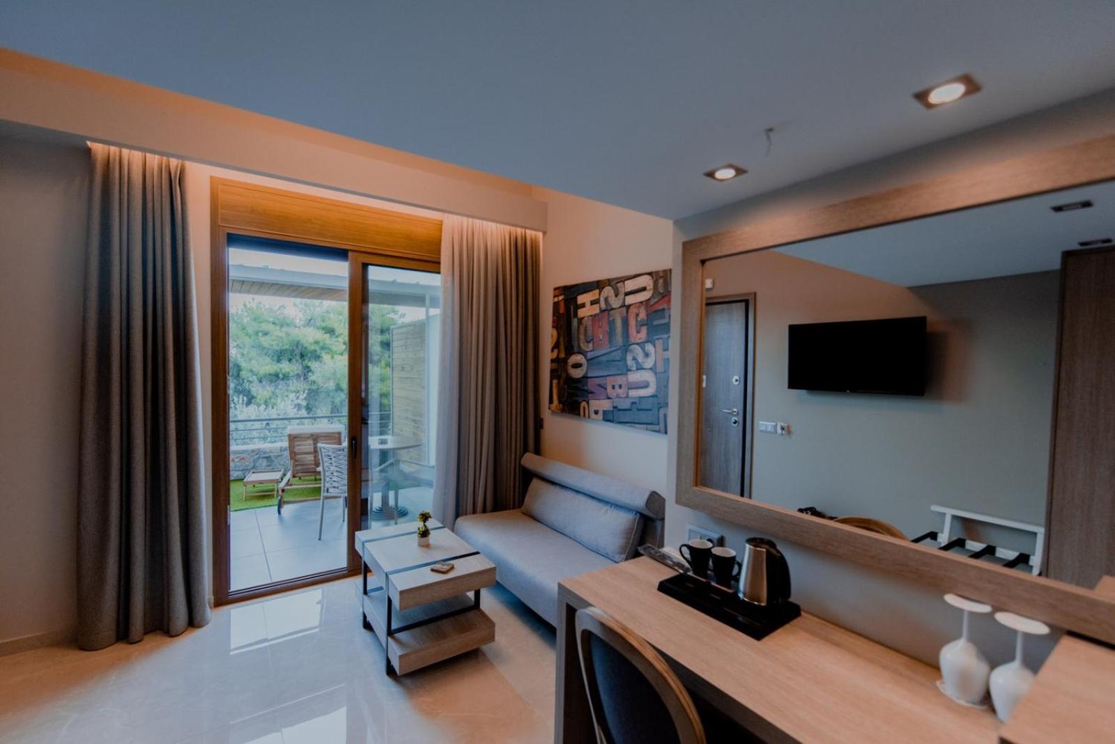 King Suite with Sea View