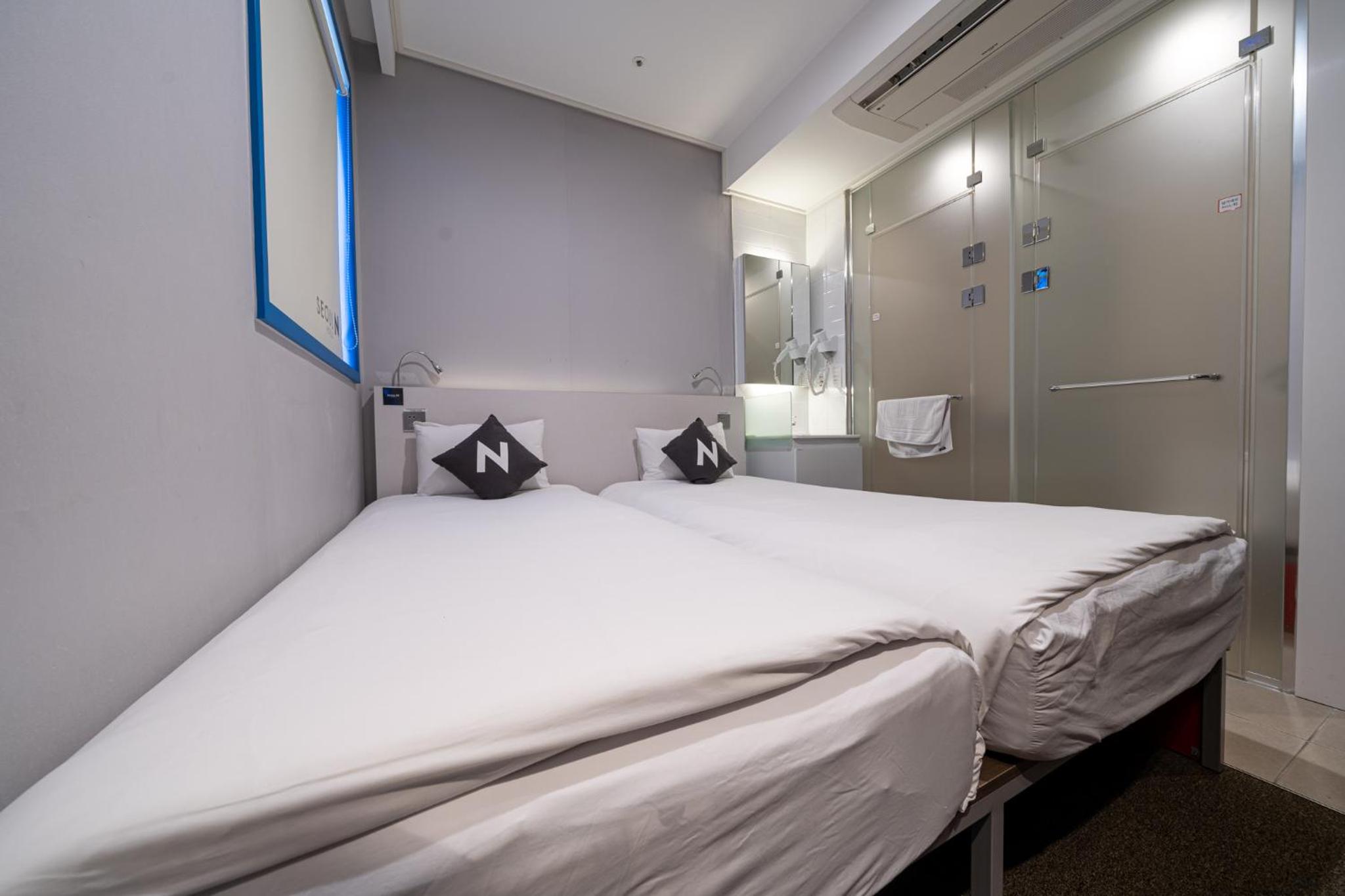 Standard Twin Room photo 2