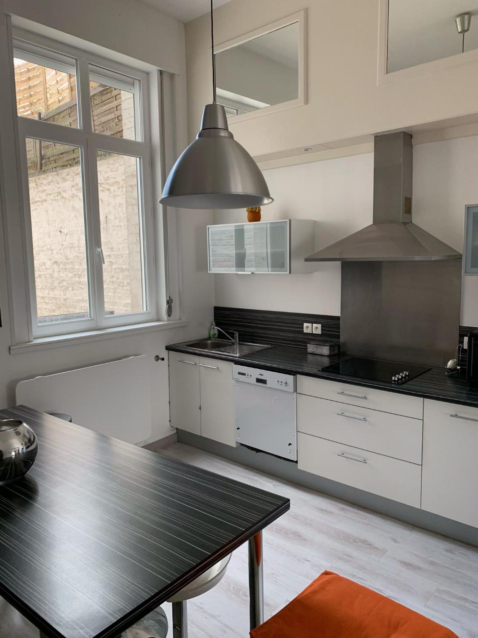 One-Bedroom Apartment (6 Adults) - Photo 12