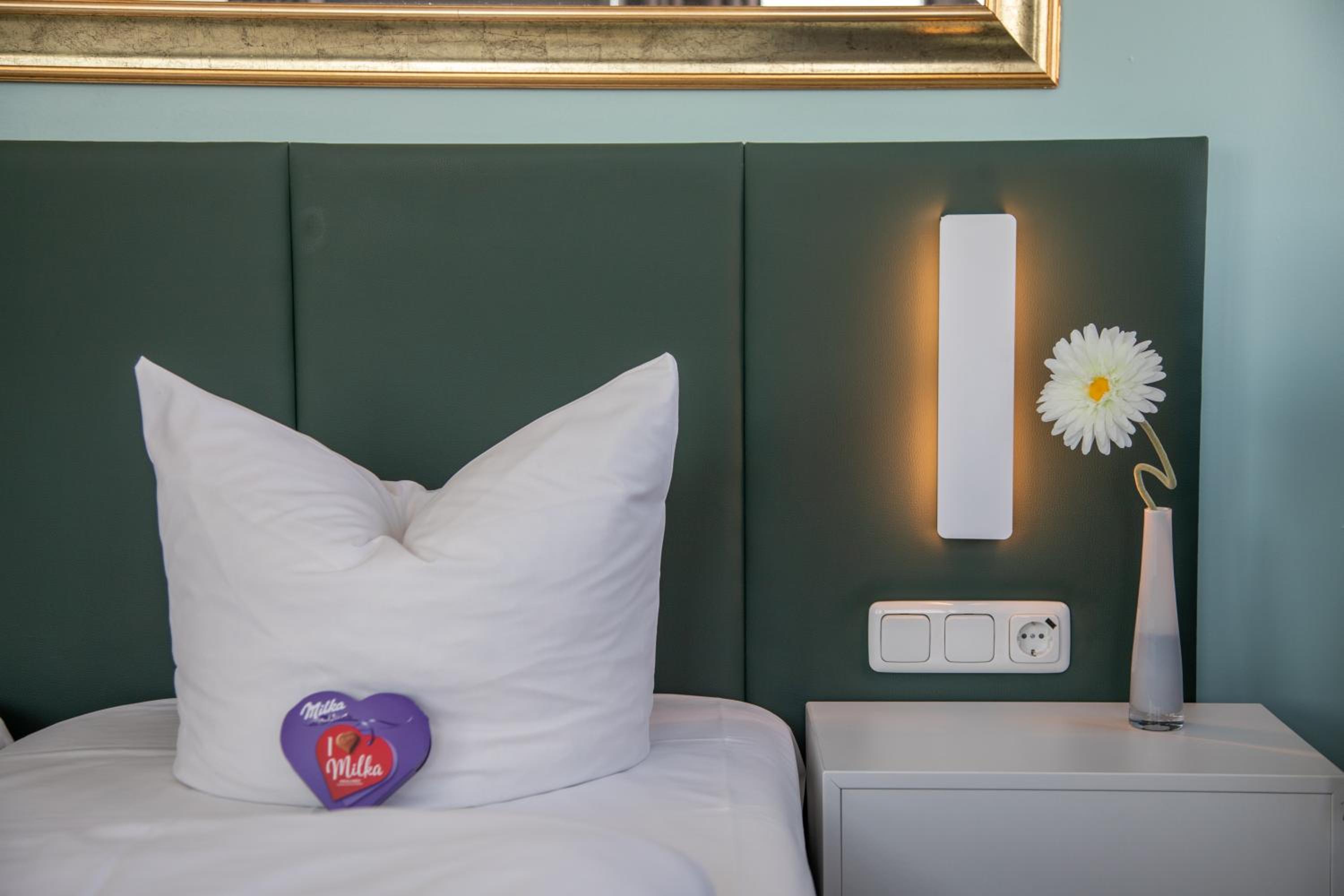Double Room - Photo 6