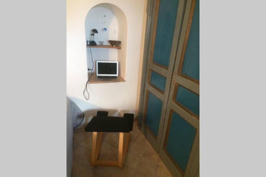 Two-Bedroom House - Photo 16