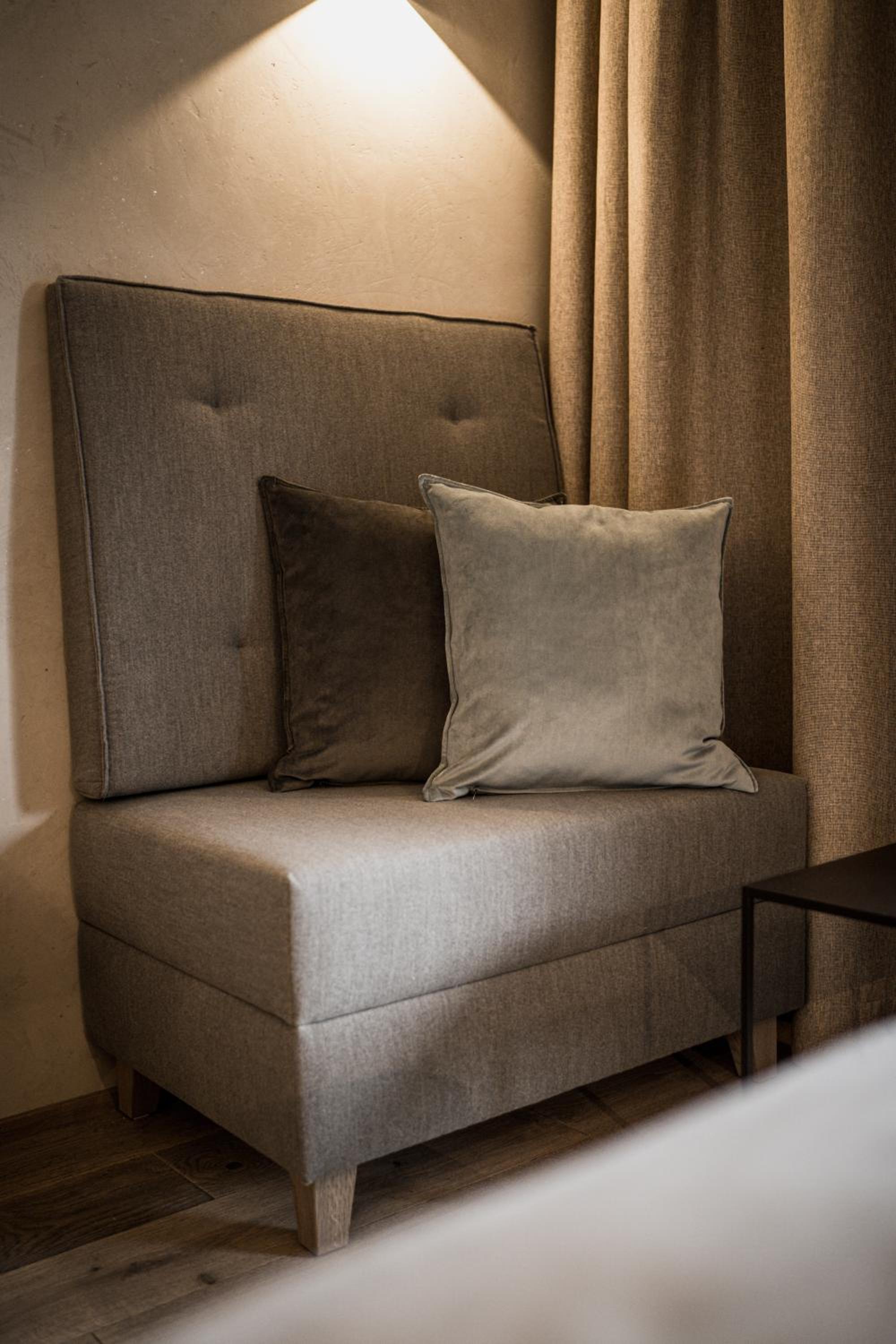 Double Room with Balcony - Photo 5