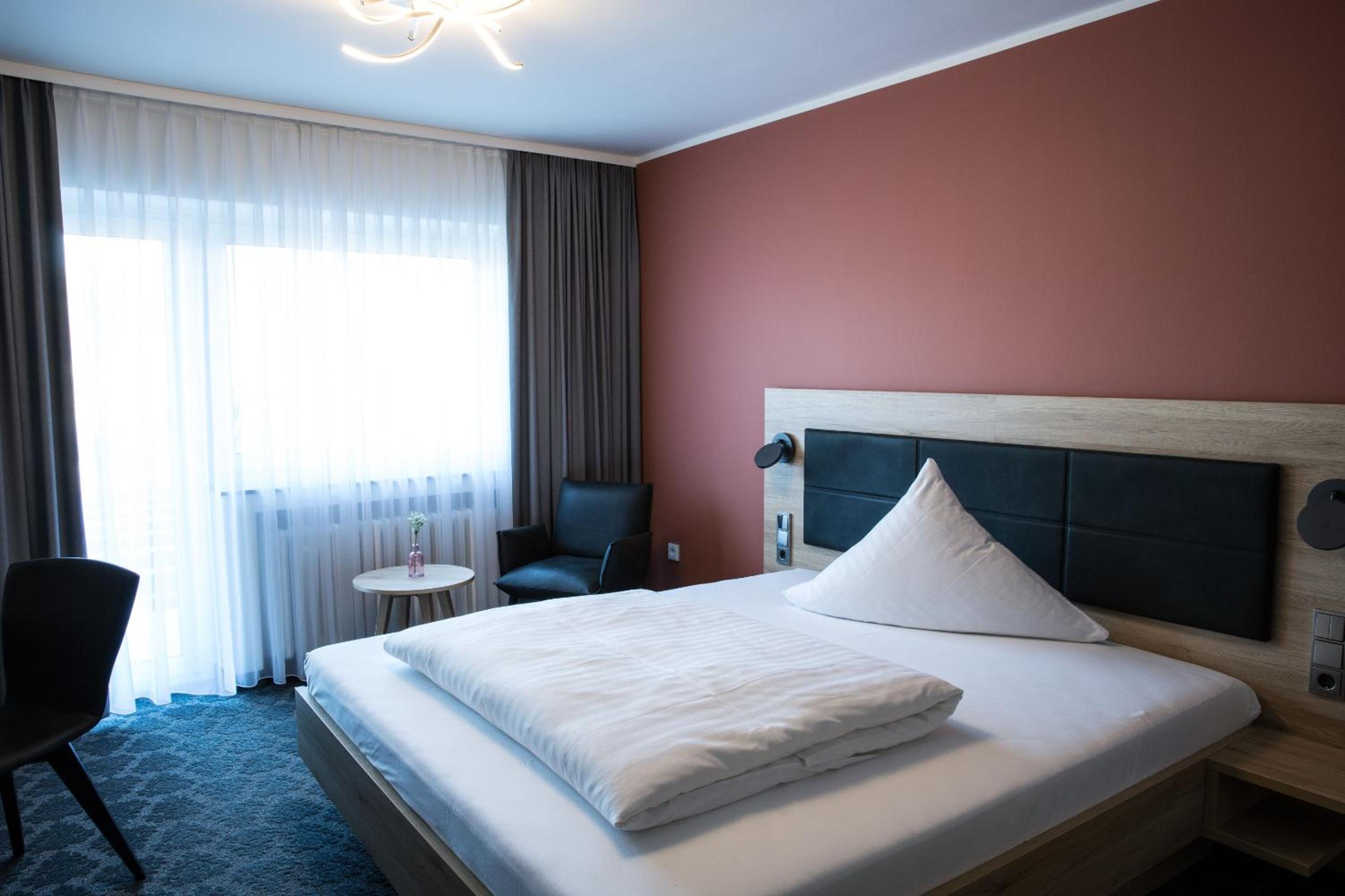 Double Room - Photo 13