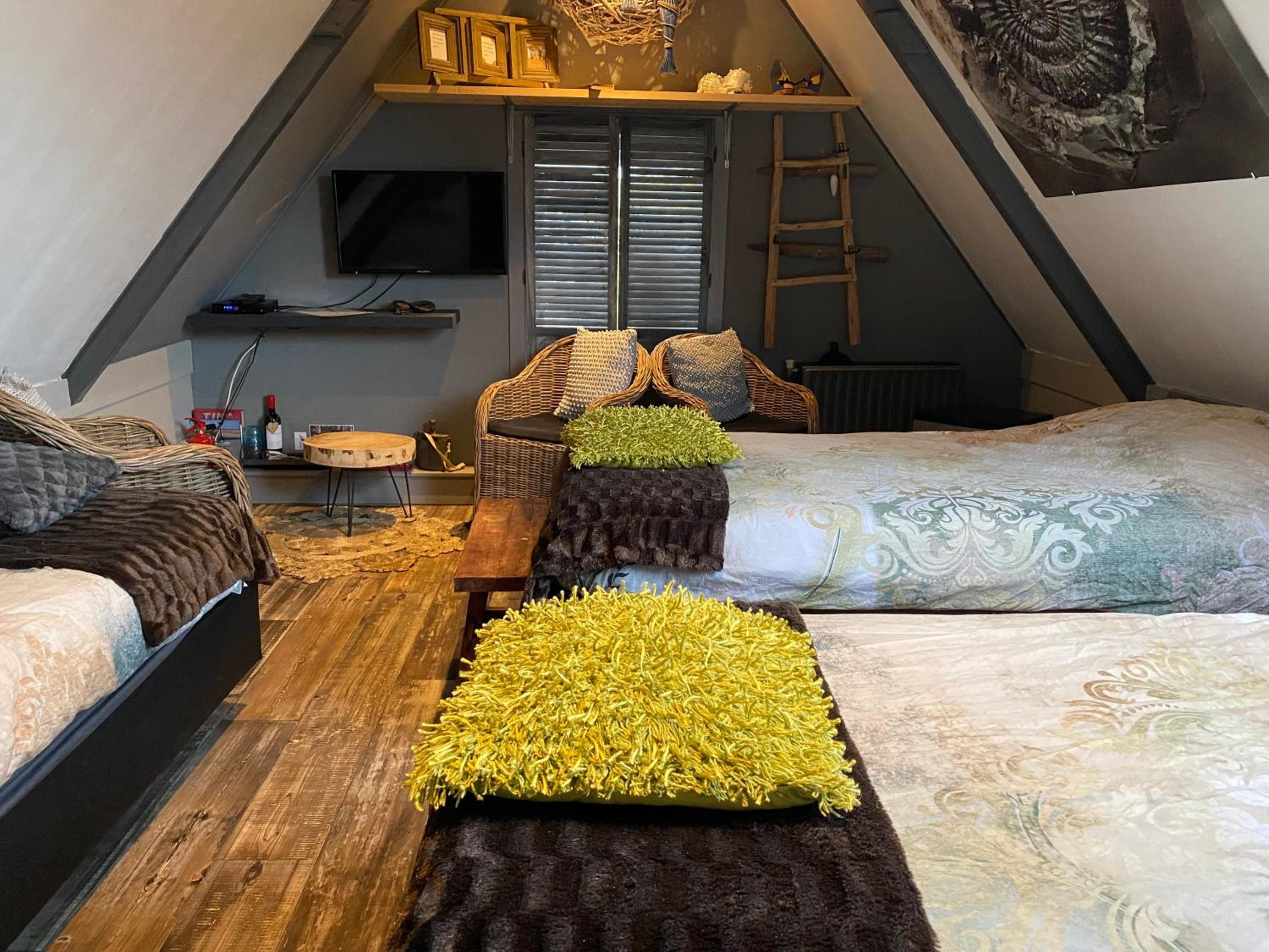 Triple Room - Photo 1