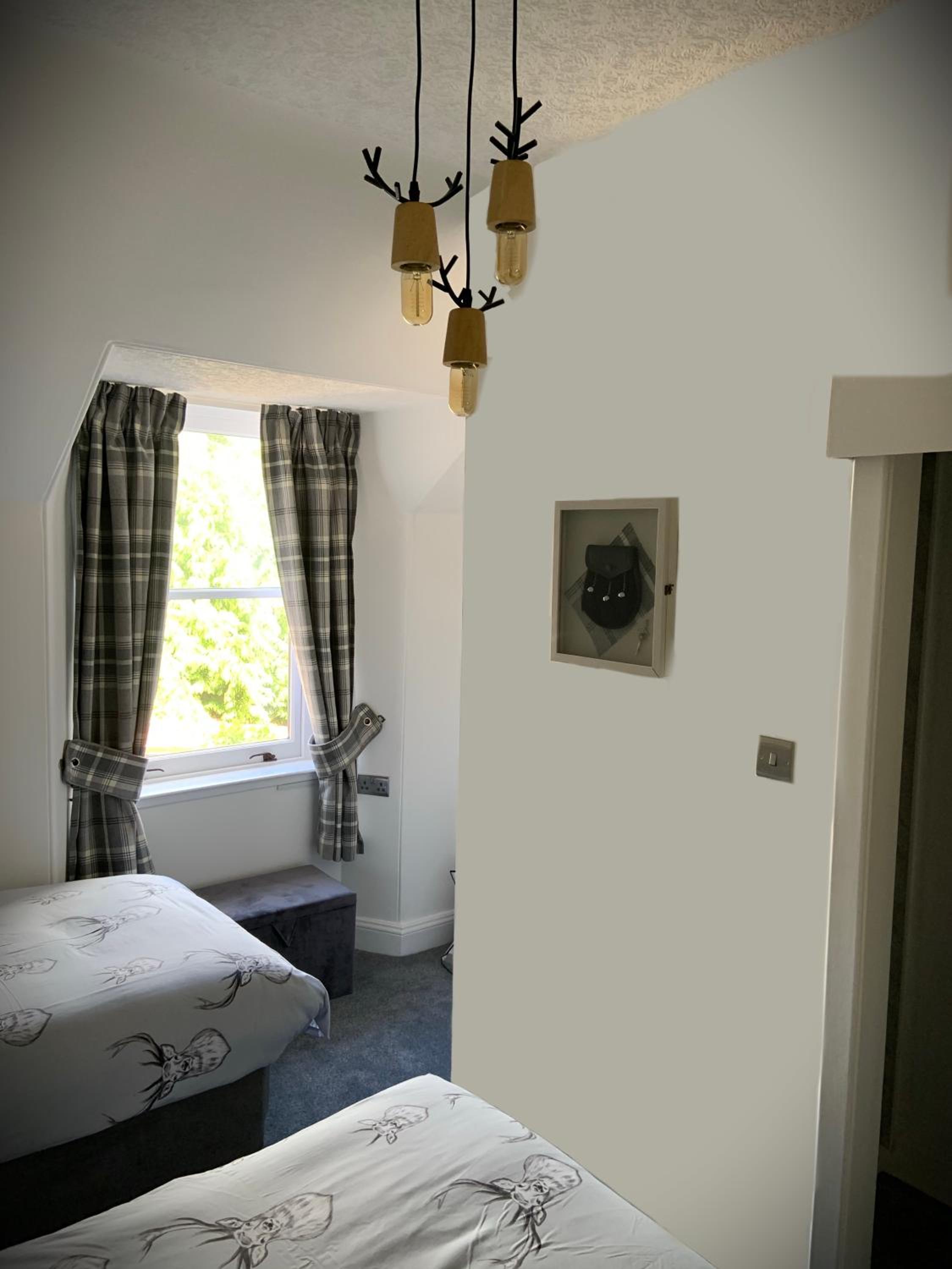 Twin Room with Bathroom photo 3