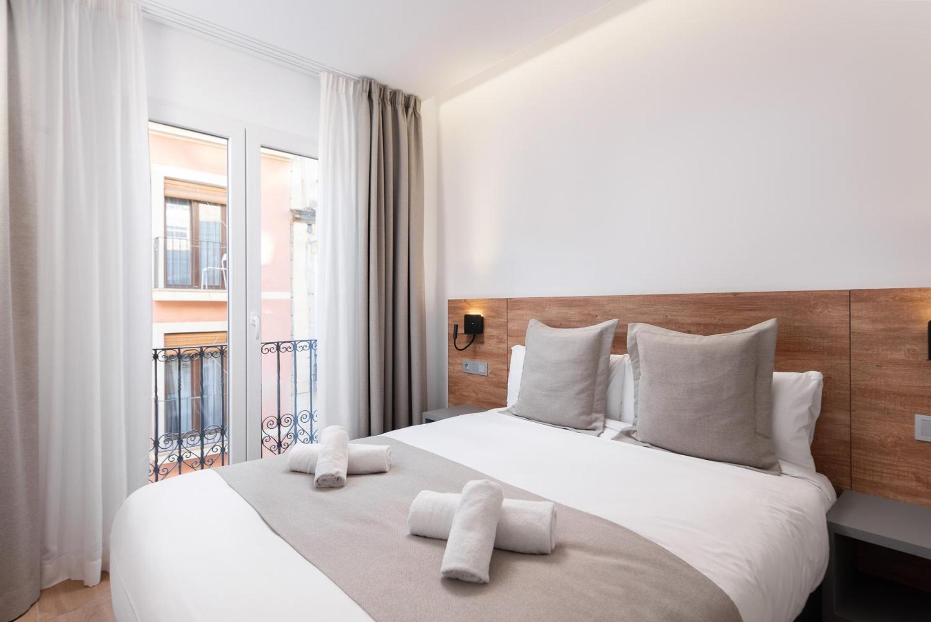 Double or Twin Room - Photo 2