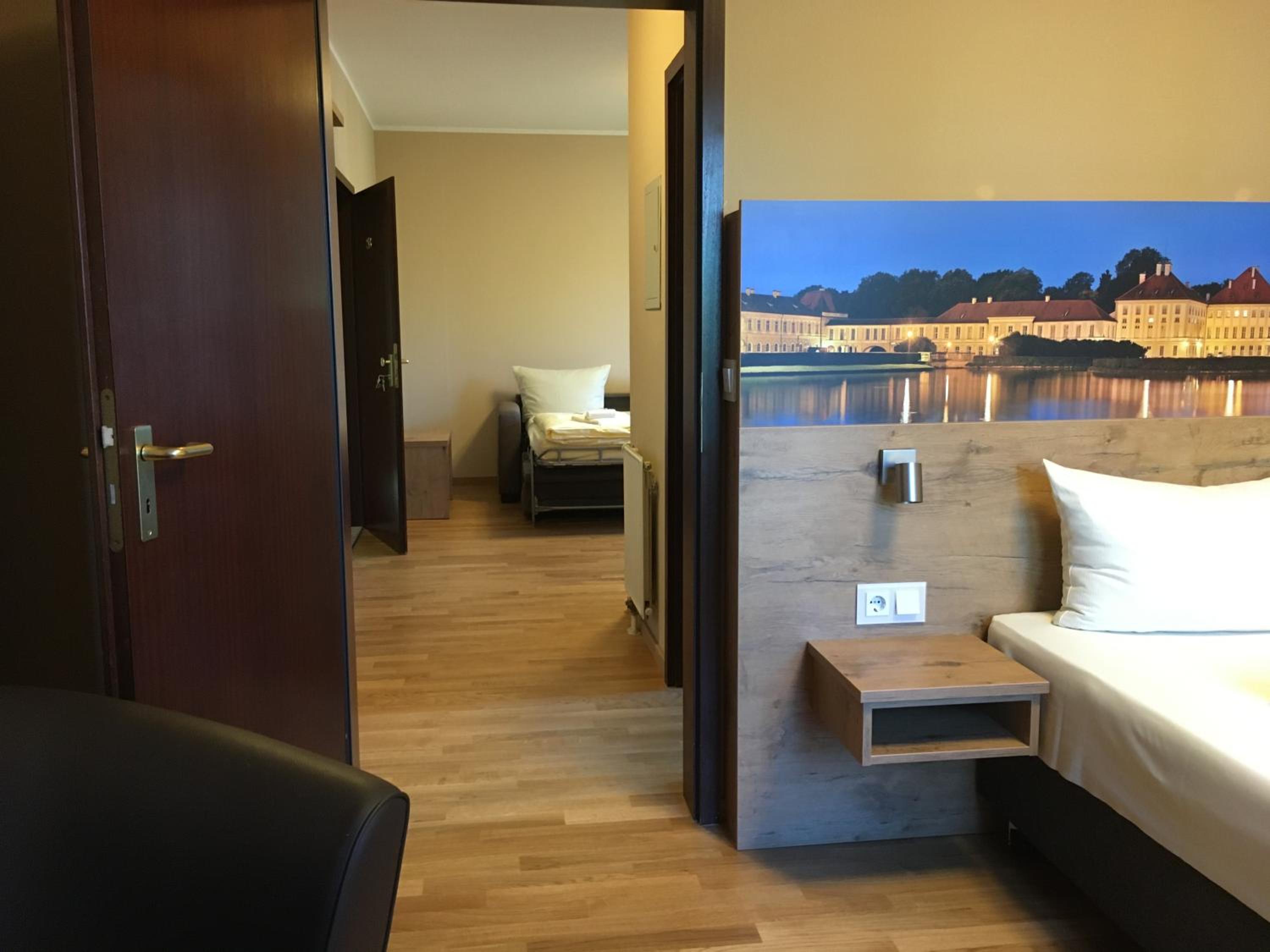 Family Suite - Photo 5