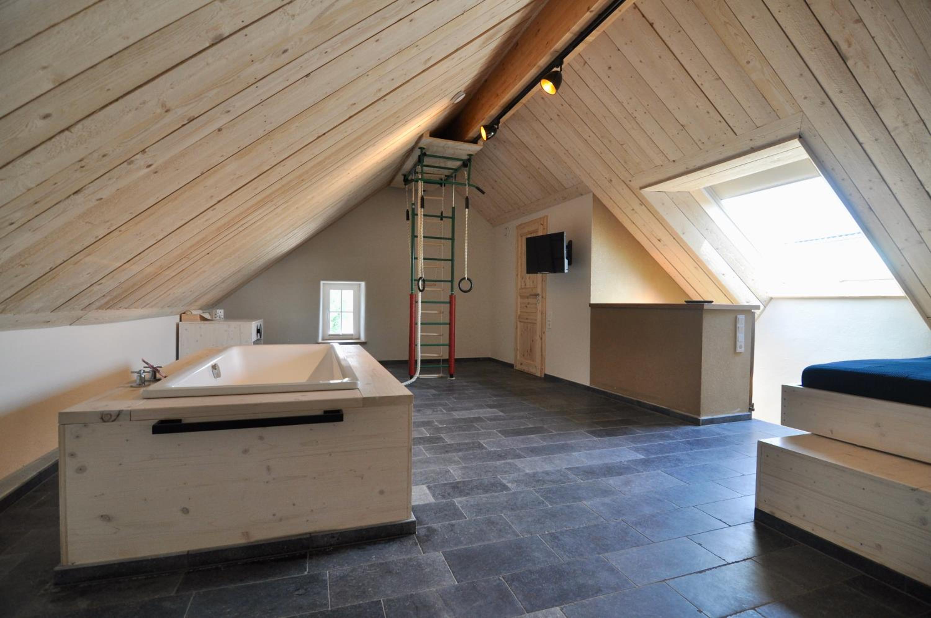 Three-Bedroom House photo 1