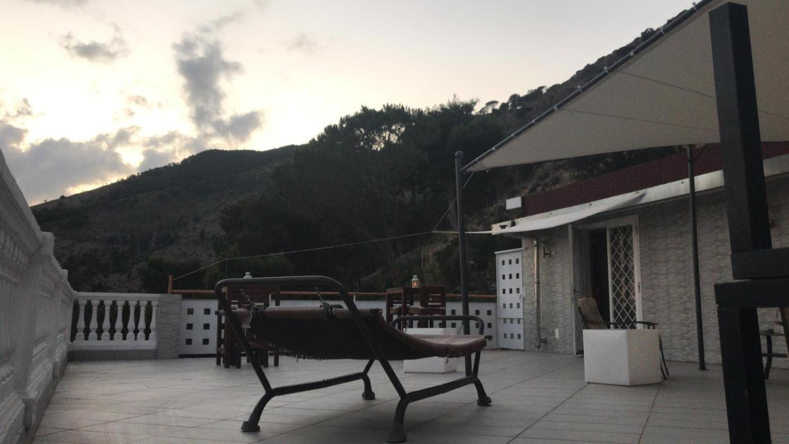 Studio with Terrace - Photo 47