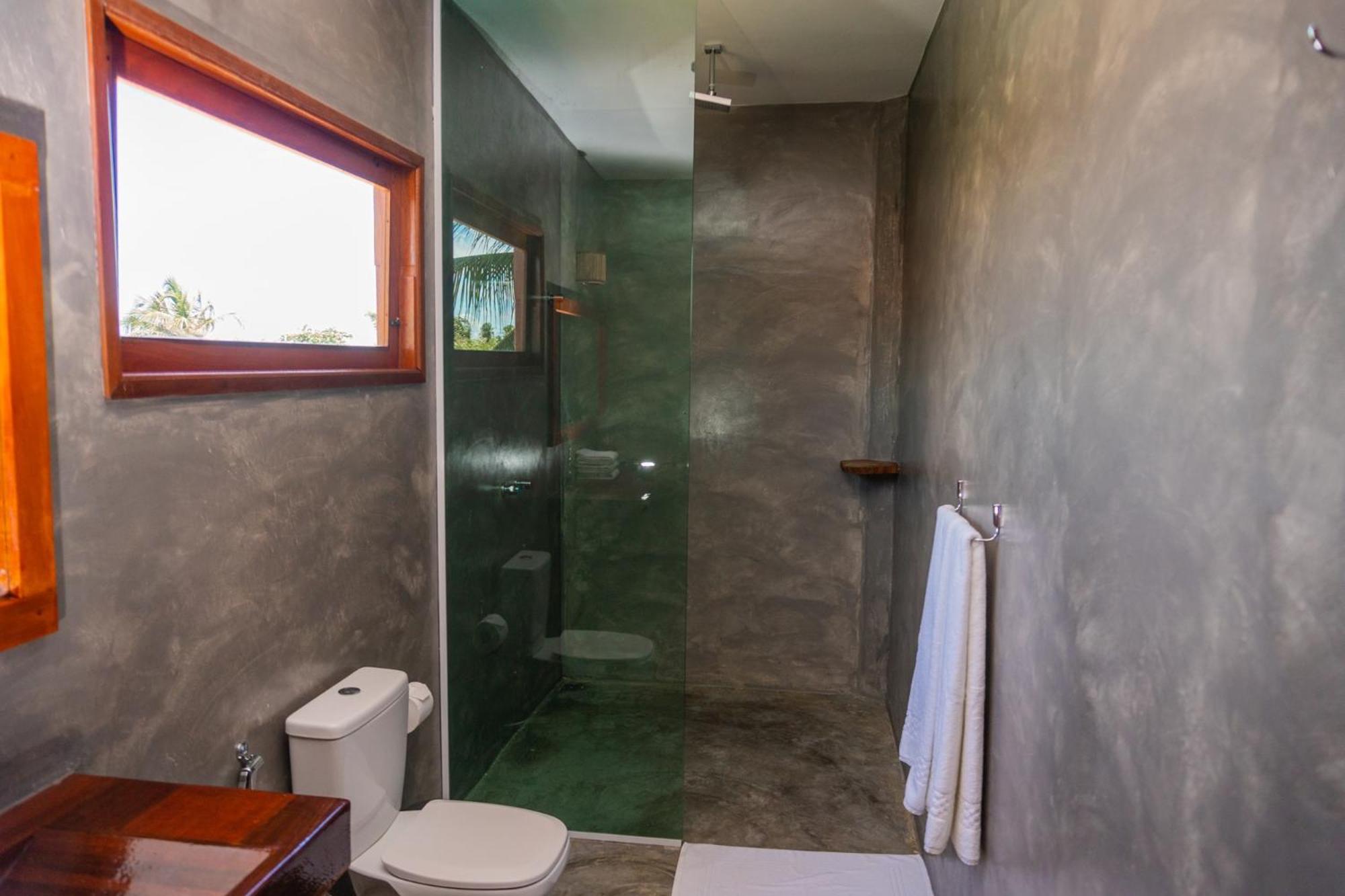 King Room with Pool View - Photo 5