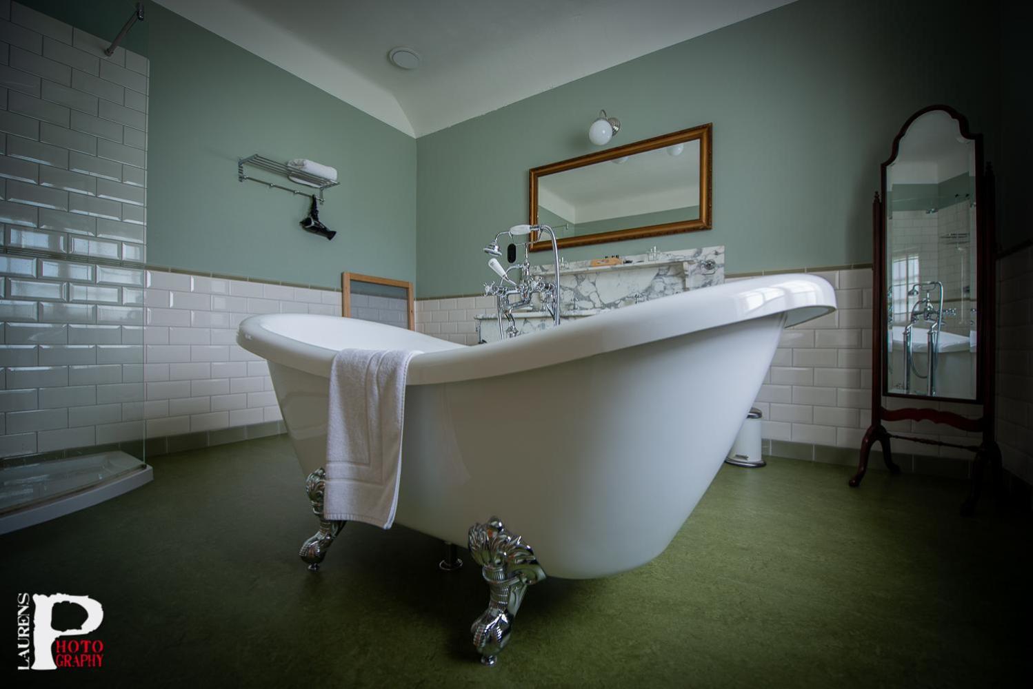 Double or Twin Room with Private Bathroom photo 2