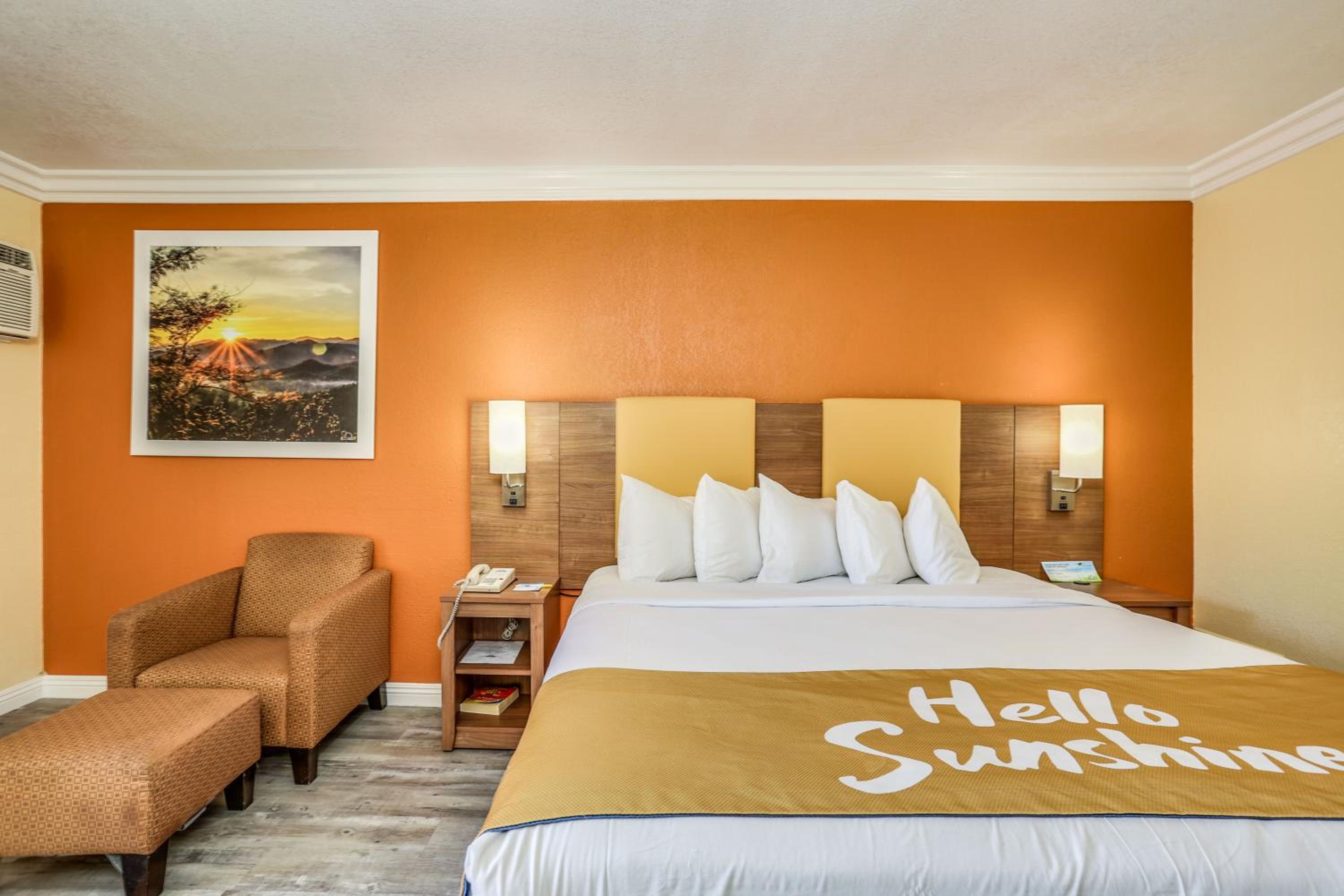 King Room - Disability Access/Non-Smoking