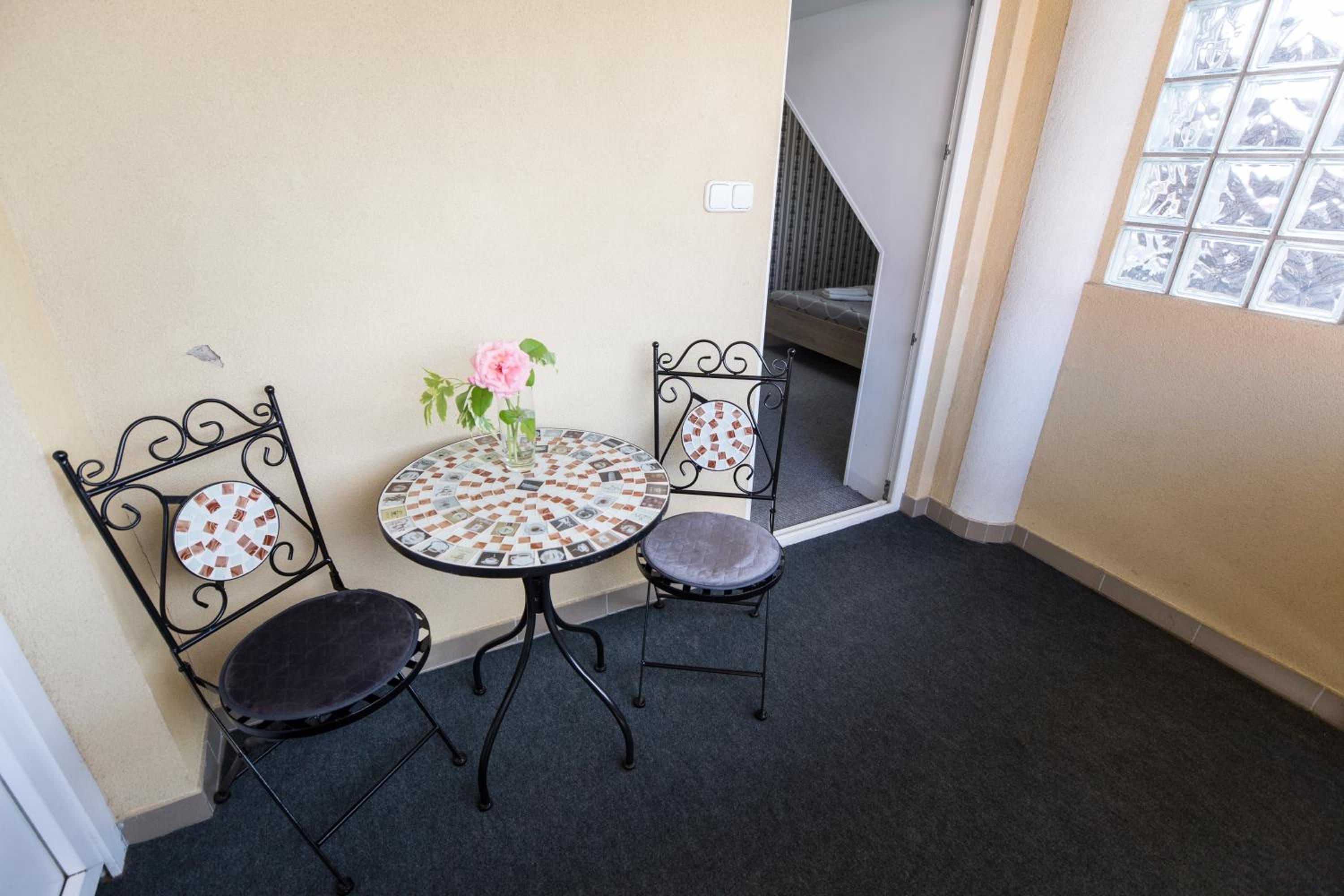 Apartment with Terrace photo 3