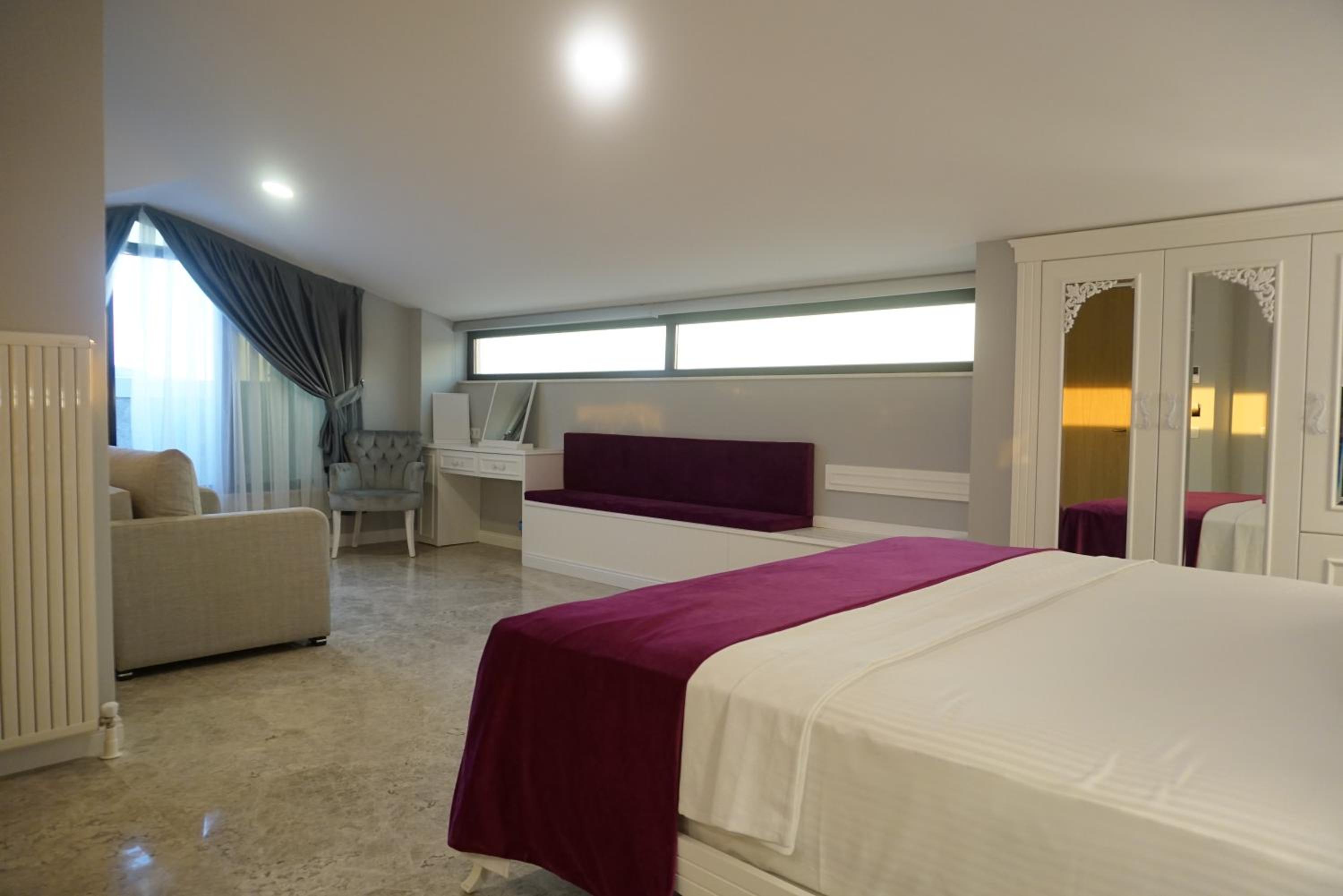 King Room with Balcony