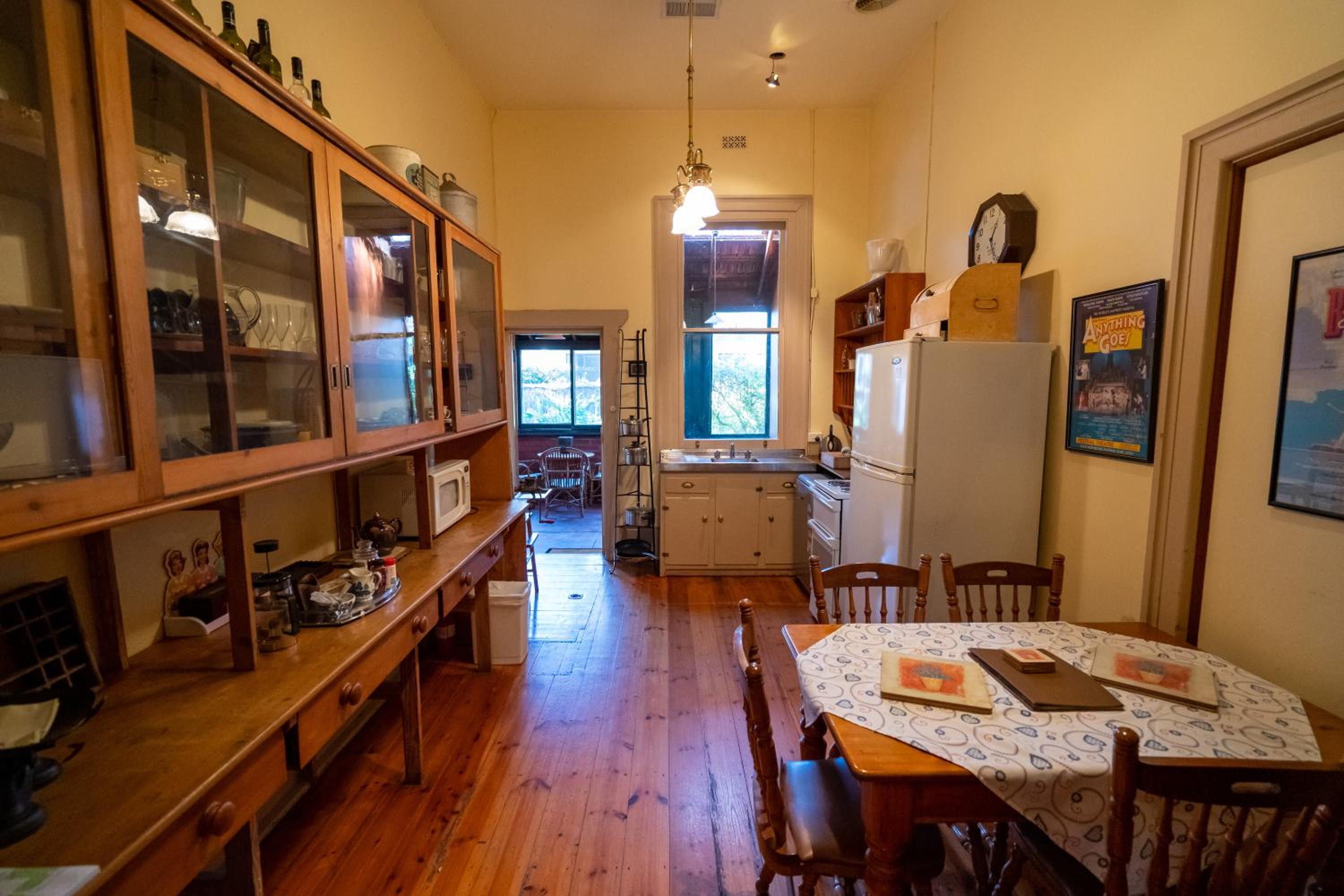 Two-Bedroom Apartment - Butlers thumbnail 5