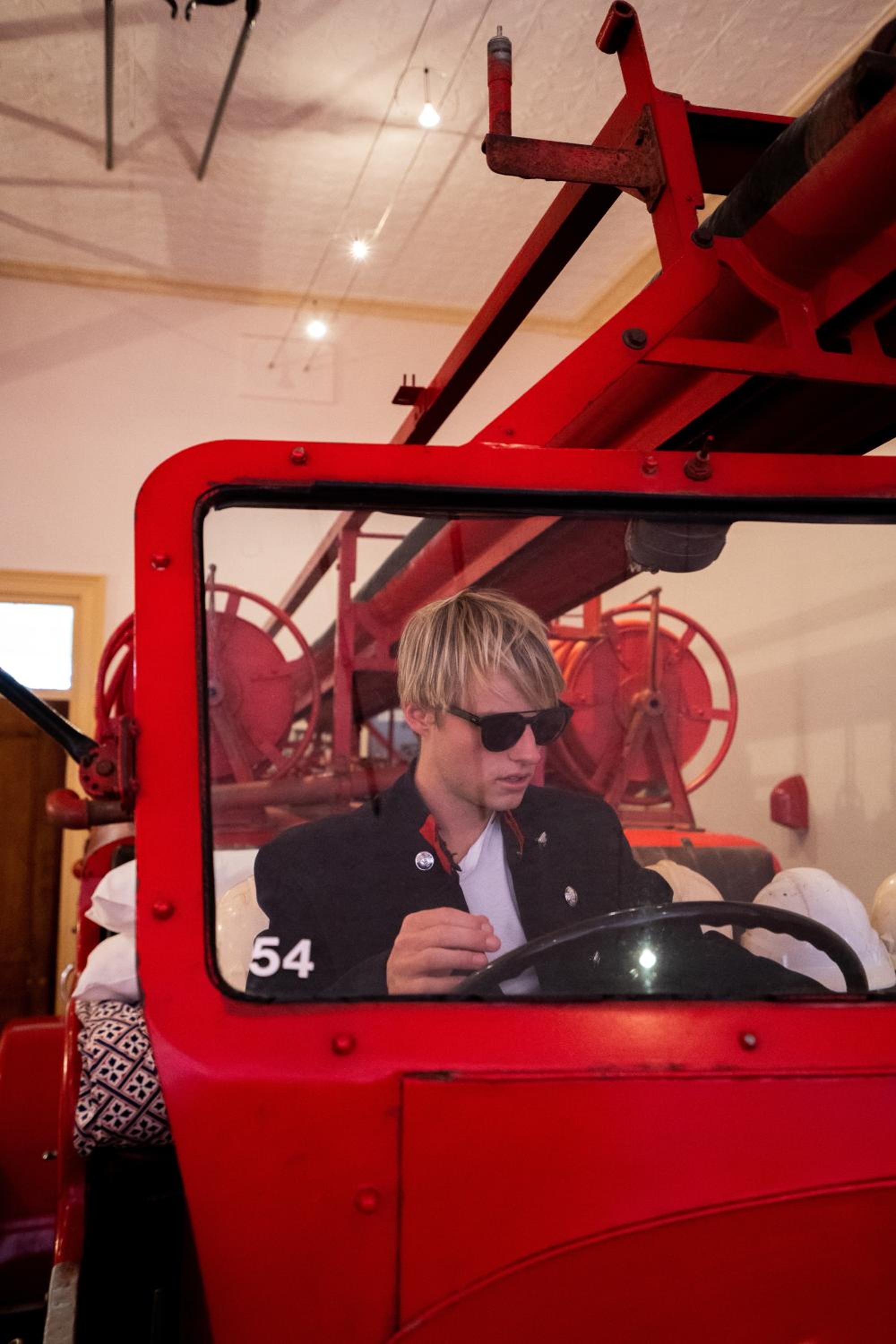 Fire Engine Spa Suite - Photo 19