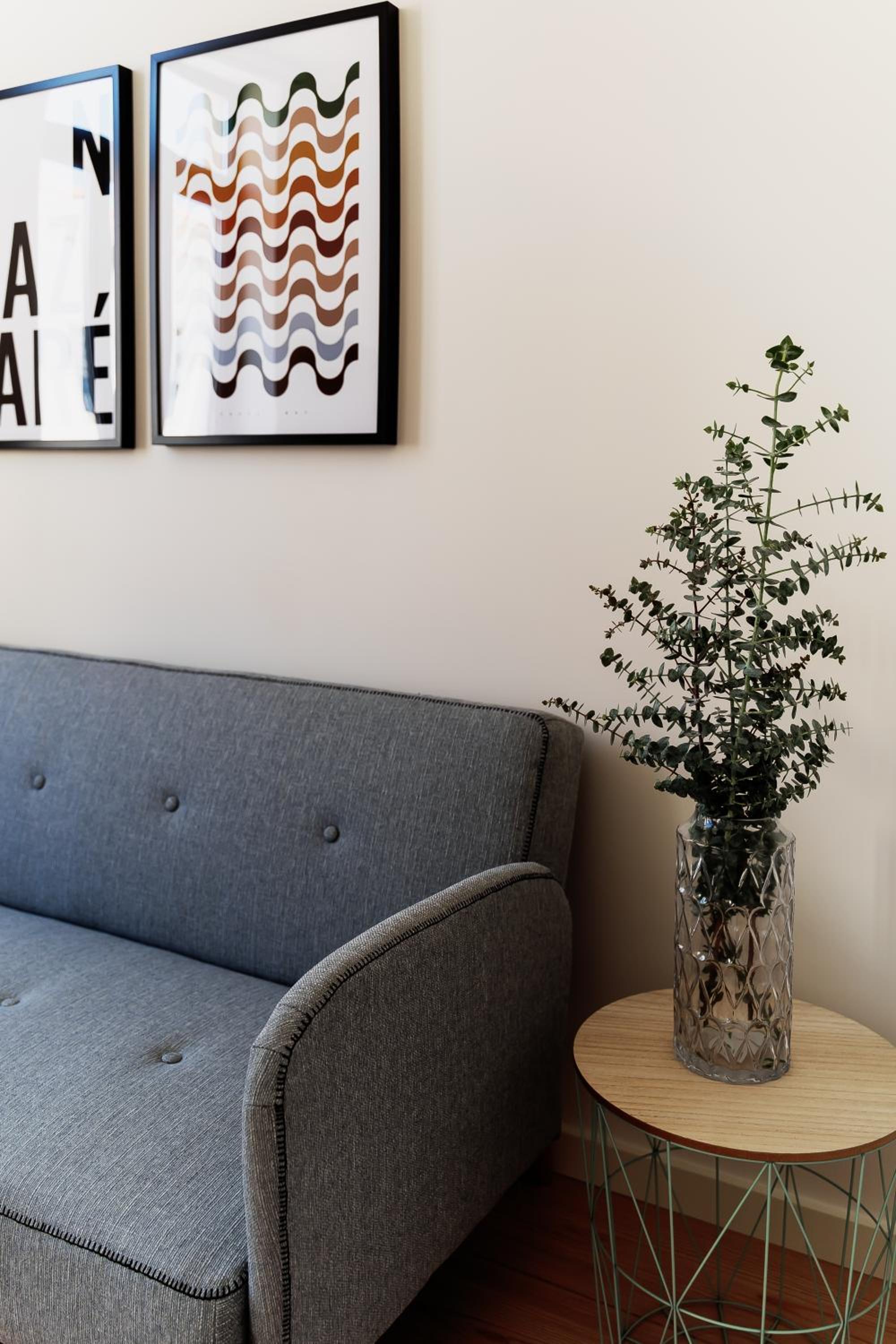 One-Bedroom Apartment photo 1