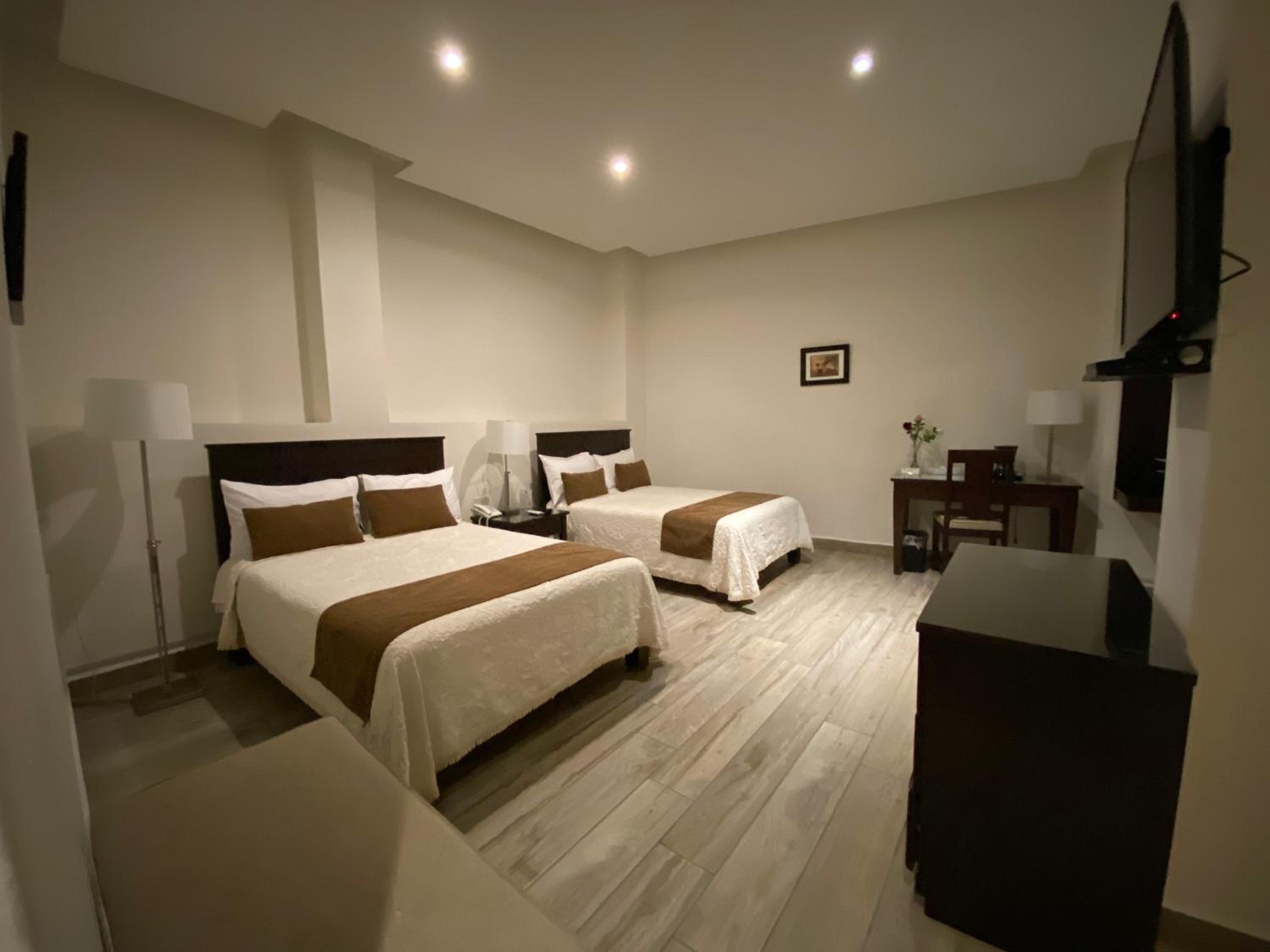 Standard Twin Room photo 2