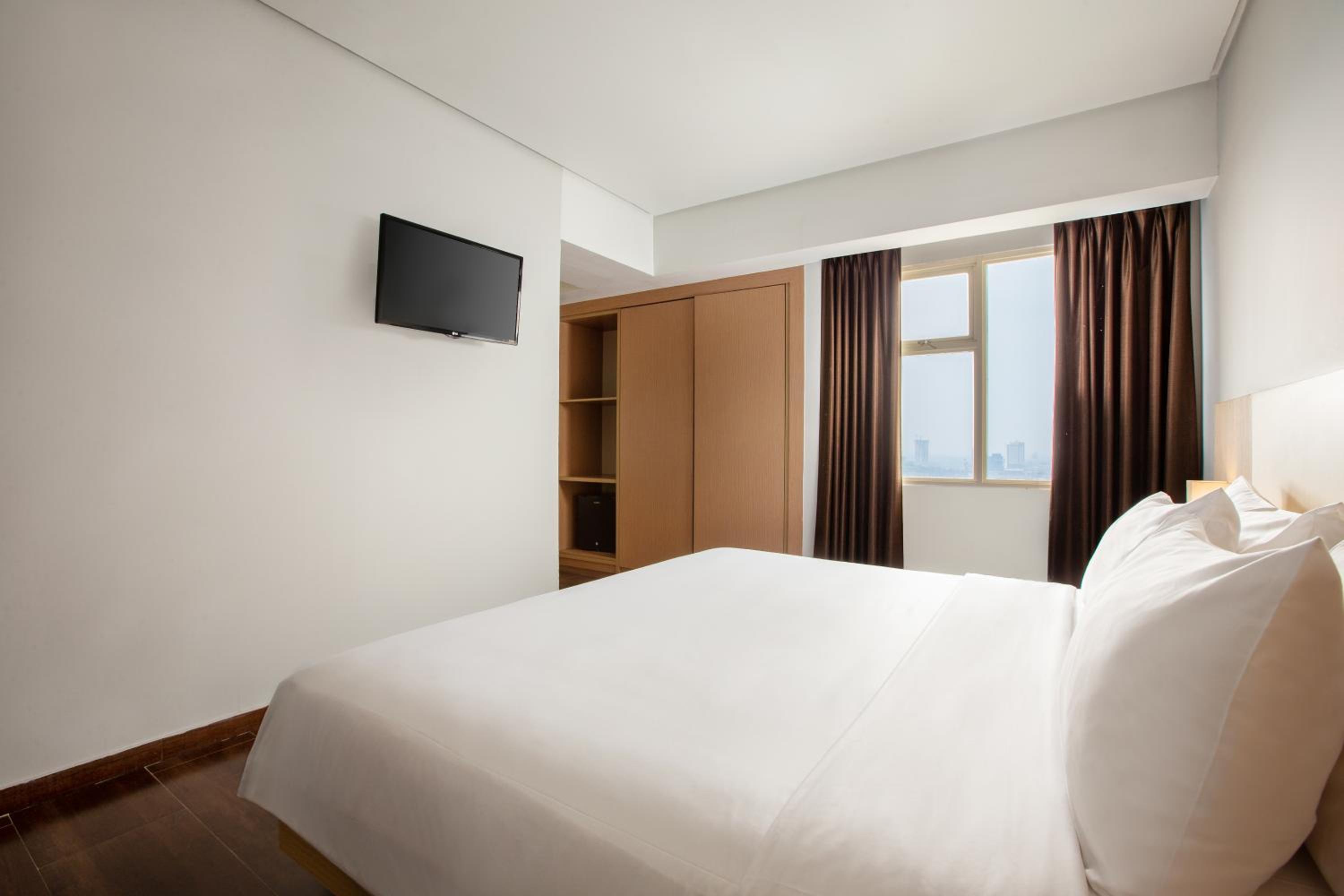 Executive King Suite photo 2