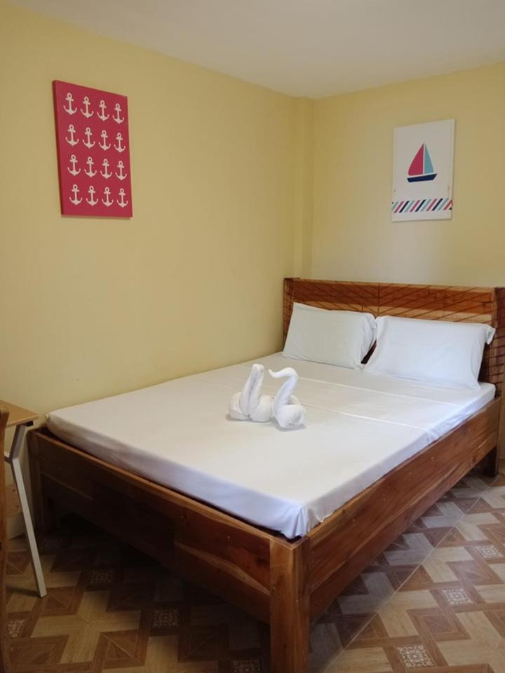 Standard Double Room - Photo 2